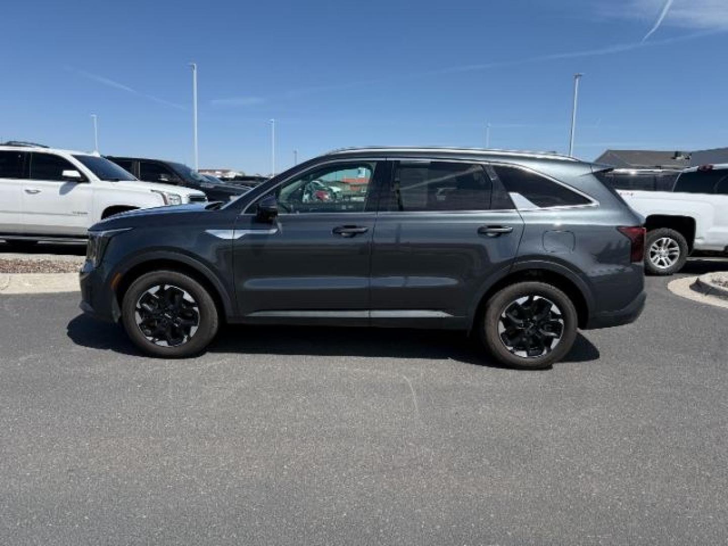 2024 GRAY /Black KIA Sorento (5XYRLDJC9RG) with an 25L I-4 portdirect injection engine, Automatic transmission, located at 1175 N Woodruff Ave, Idaho Falls, ID, 83401, 43.506901, -111.999657 - At Timberline Auto, finding a great deal on your next vehicle is always easy! Our experienced sales staff goal is to help find you the right vehicle at the right price! Our knowledgeable finance department has options for almost any credit score. We offer extended service contract options to prot - Photo#28