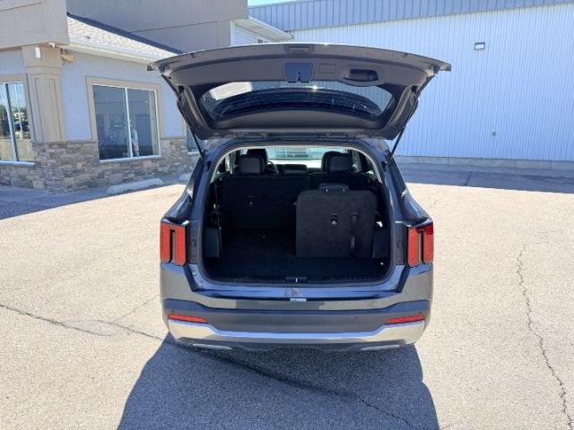 2024 GRAY /Black Kia Sorento S (5XYRLDJC9RG) with an 2.5L I-4 port/direct injection engine, AUTOMATIC transmission, located at 1235 N Woodruff Ave., Idaho Falls, 83401, (208) 523-1053, 43.507172, -112.000488 - 2024 Kia Sorento AWD powered by a 2.5L 4-cylinder engine paired with an 8-speed automatic transmission. Midsize SUV offering solid everyday performance, smooth shifting, and all-weather traction for Idaho driving conditions. Features include touchscreen infotainment, Bluetooth connectivity, Apple Ca- Photo#33