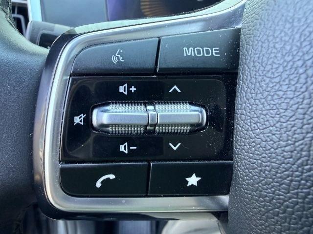 2024 GRAY /Black Kia Sorento S (5XYRLDJC9RG) with an 2.5L I-4 port/direct injection engine, AUTOMATIC transmission, located at 1235 N Woodruff Ave., Idaho Falls, 83401, (208) 523-1053, 43.507172, -112.000488 - 2024 Kia Sorento AWD powered by a 2.5L 4-cylinder engine paired with an 8-speed automatic transmission. Midsize SUV offering solid everyday performance, smooth shifting, and all-weather traction for Idaho driving conditions. Features include touchscreen infotainment, Bluetooth connectivity, Apple Ca- Photo#51