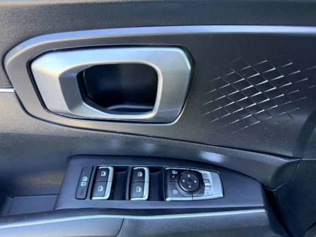 2024 GRAY /Black Kia Sorento S (5XYRLDJC9RG) with an 2.5L I-4 port/direct injection engine, AUTOMATIC transmission, located at 1235 N Woodruff Ave., Idaho Falls, 83401, (208) 523-1053, 43.507172, -112.000488 - 2024 Kia Sorento AWD powered by a 2.5L 4-cylinder engine paired with an 8-speed automatic transmission. Midsize SUV offering solid everyday performance, smooth shifting, and all-weather traction for Idaho driving conditions. Features include touchscreen infotainment, Bluetooth connectivity, Apple Ca- Photo#53