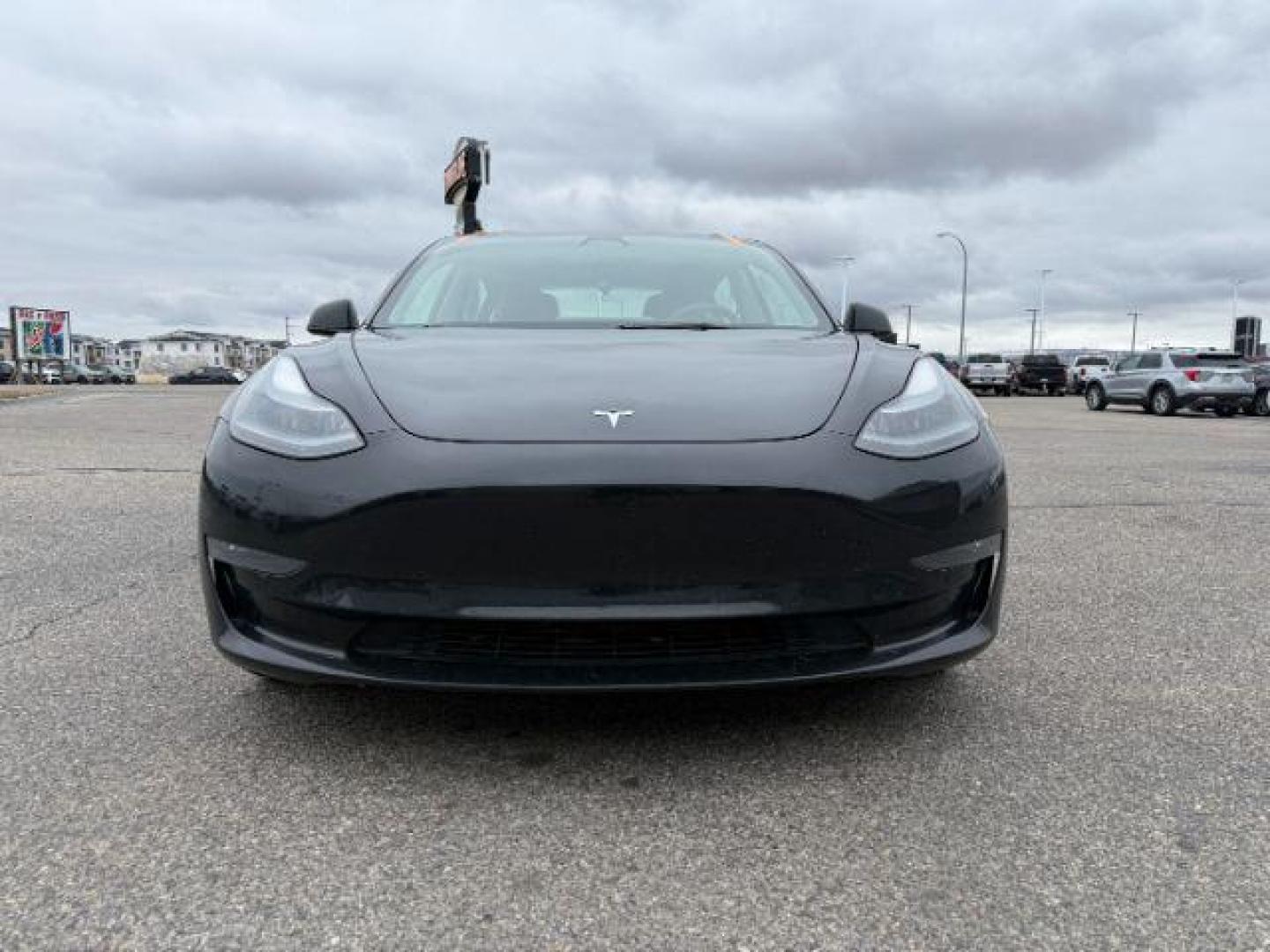 2022 BLACK /LEATHER Tesla Model 3 (5YJ3E1EBXNF) with an ELECTRIC engine, Automatic transmission, located at 1175 N Woodruff Ave, Idaho Falls, ID, 83401, 43.506901, -111.999657 - At Timberline Auto, finding a great deal on your next vehicle is always easy! Our experienced sales staff's goal is to help find you the right vehicle at the right price! Our knowledgeable finance department has options for almost any credit score. We offer extended service contract options to prote - Photo#28