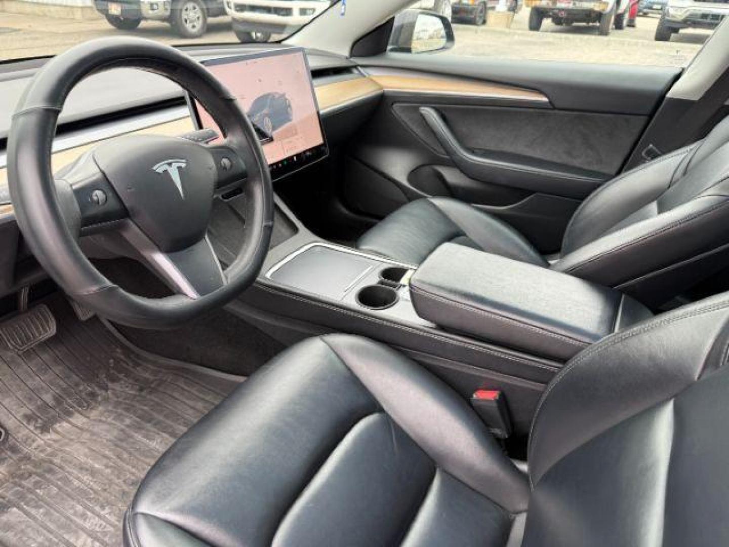 2022 BLACK /LEATHER Tesla Model 3 (5YJ3E1EBXNF) with an ELECTRIC engine, Automatic transmission, located at 1175 N Woodruff Ave, Idaho Falls, ID, 83401, 43.506901, -111.999657 - At Timberline Auto, finding a great deal on your next vehicle is always easy! Our experienced sales staff's goal is to help find you the right vehicle at the right price! Our knowledgeable finance department has options for almost any credit score. We offer extended service contract options to prote - Photo#32