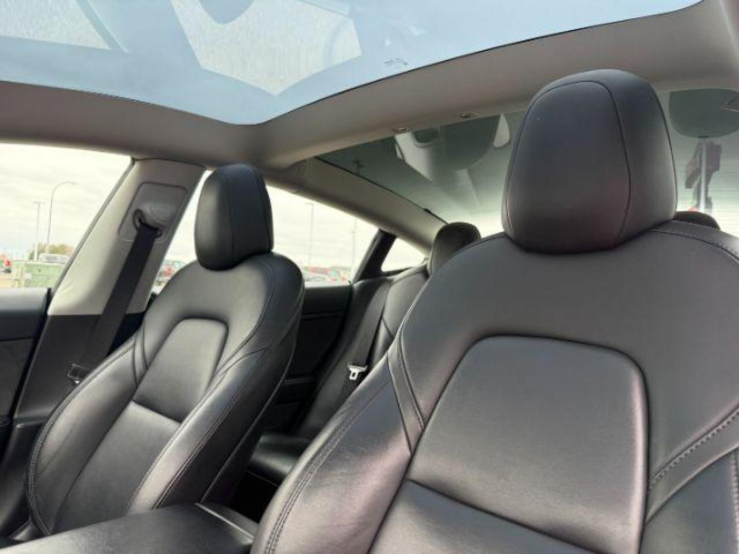 2022 BLACK /LEATHER Tesla Model 3 (5YJ3E1EBXNF) with an ELECTRIC engine, Automatic transmission, located at 1175 N Woodruff Ave, Idaho Falls, ID, 83401, 43.506901, -111.999657 - At Timberline Auto, finding a great deal on your next vehicle is always easy! Our experienced sales staff's goal is to help find you the right vehicle at the right price! Our knowledgeable finance department has options for almost any credit score. We offer extended service contract options to prote - Photo#37