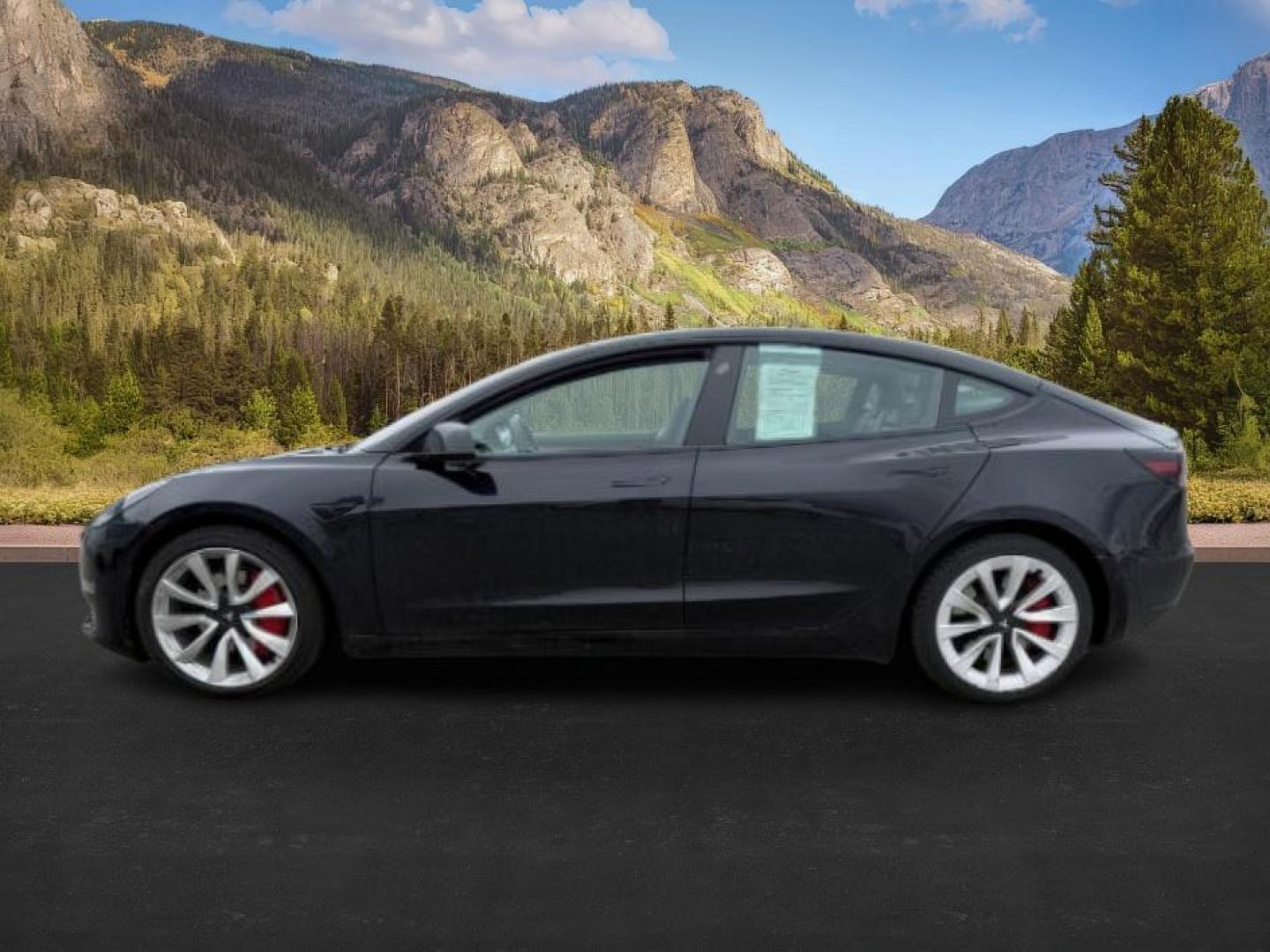 2022 BLACK /LEATHER Tesla Model 3 (5YJ3E1EBXNF) with an ELECTRIC engine, Automatic transmission, located at 1175 N Woodruff Ave, Idaho Falls, ID, 83401, 43.506901, -111.999657 - At Timberline Auto, finding a great deal on your next vehicle is always easy! Our experienced sales staff's goal is to help find you the right vehicle at the right price! Our knowledgeable finance department has options for almost any credit score. We offer extended service contract options to prote - Photo#1