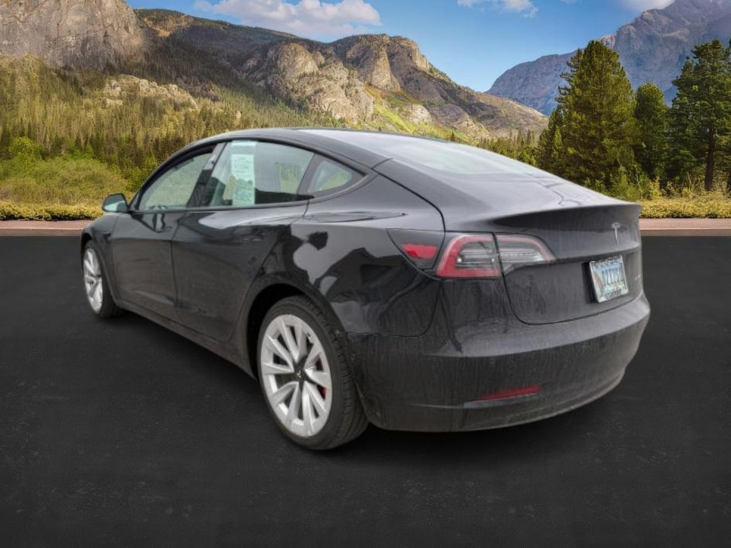 2022 BLACK /LEATHER Tesla Model 3 (5YJ3E1EBXNF) with an ELECTRIC engine, Automatic transmission, located at 1175 N Woodruff Ave, Idaho Falls, ID, 83401, 43.506901, -111.999657 - At Timberline Auto, finding a great deal on your next vehicle is always easy! Our experienced sales staff's goal is to help find you the right vehicle at the right price! Our knowledgeable finance department has options for almost any credit score. We offer extended service contract options to prote - Photo#2