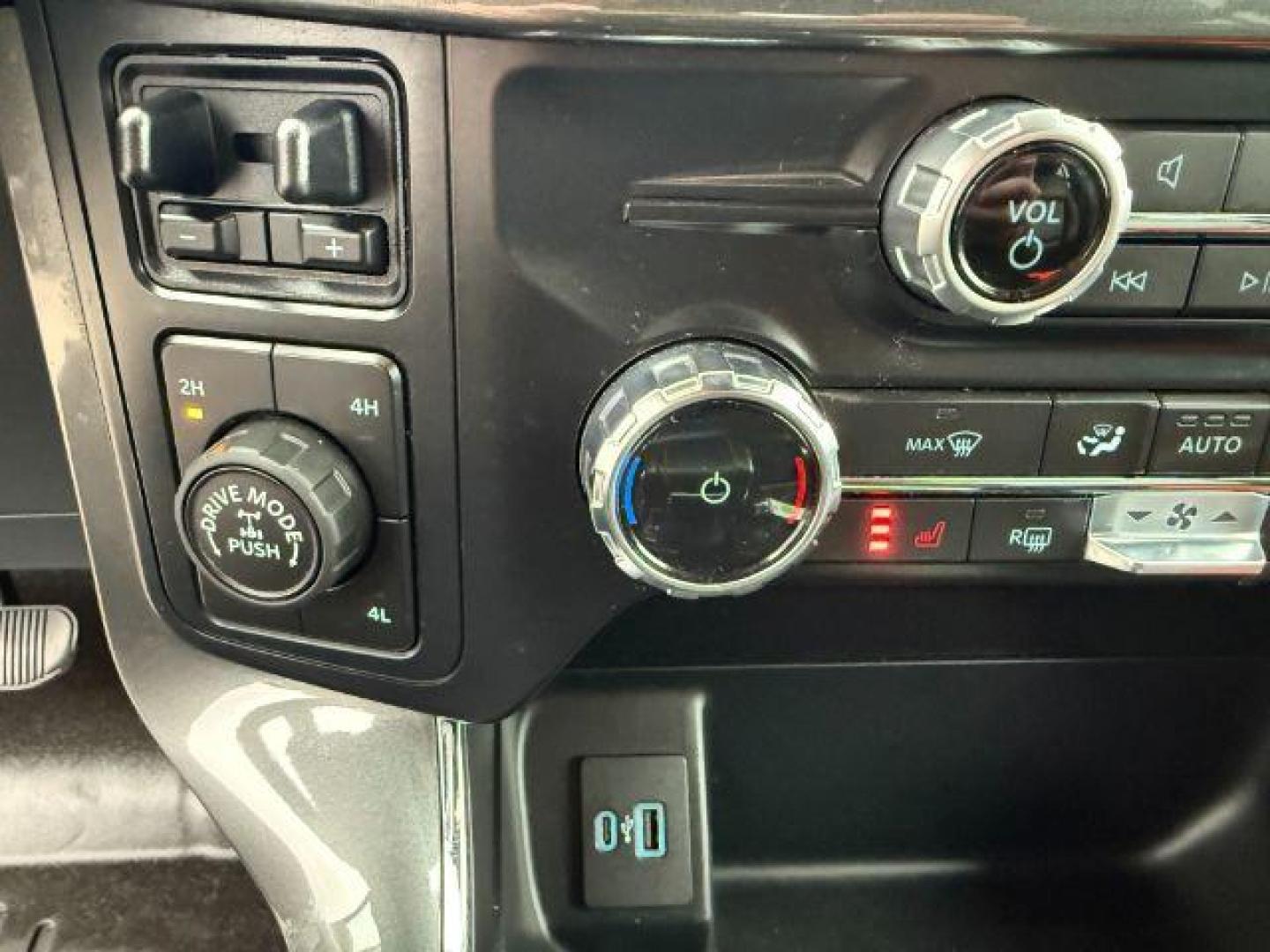 2022 Agate Black Metallic /Black w/Medium Dark Slate Ford F-150 (1FTFW1E86NK) with an EcoBoost 35L V-6 portdirect injection engine, Automatic transmission, located at 1175 N Woodruff Ave, Idaho Falls, ID, 83401, 43.506901, -111.999657 - At Timberline Auto, finding a great deal on your next vehicle is always easy! Our experienced sales staff's goal is to help find you the right vehicle at the right price! Our knowledgeable finance department has options for almost any credit score. We offer extended service contract options to prote - Photo#45