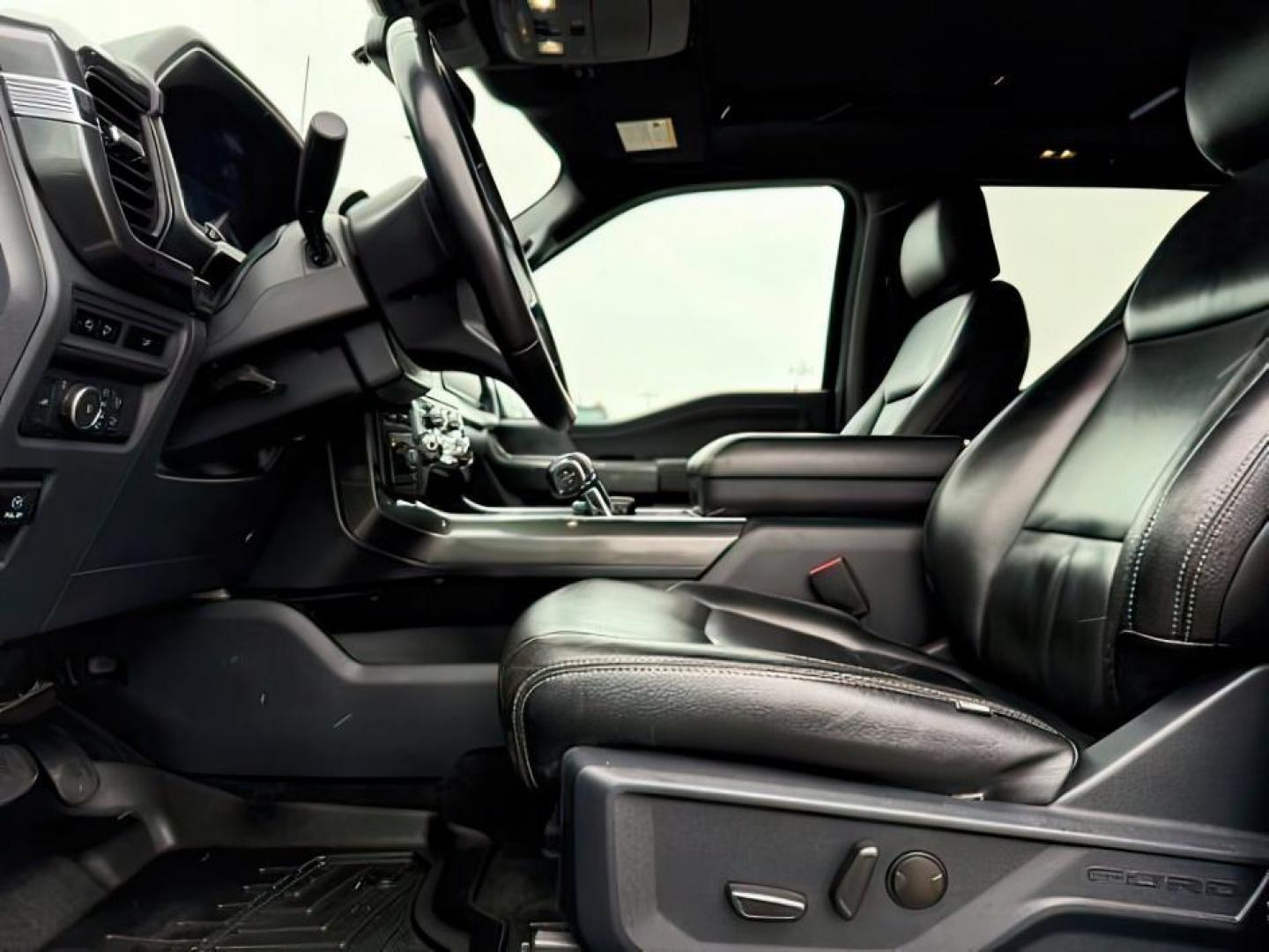 2022 Agate Black Metallic /Black w/Medium Dark Slate Ford F-150 (1FTFW1E86NK) with an EcoBoost 35L V-6 portdirect injection engine, Automatic transmission, located at 1175 N Woodruff Ave, Idaho Falls, ID, 83401, 43.506901, -111.999657 - At Timberline Auto, finding a great deal on your next vehicle is always easy! Our experienced sales staff's goal is to help find you the right vehicle at the right price! Our knowledgeable finance department has options for almost any credit score. We offer extended service contract options to prote - Photo#13