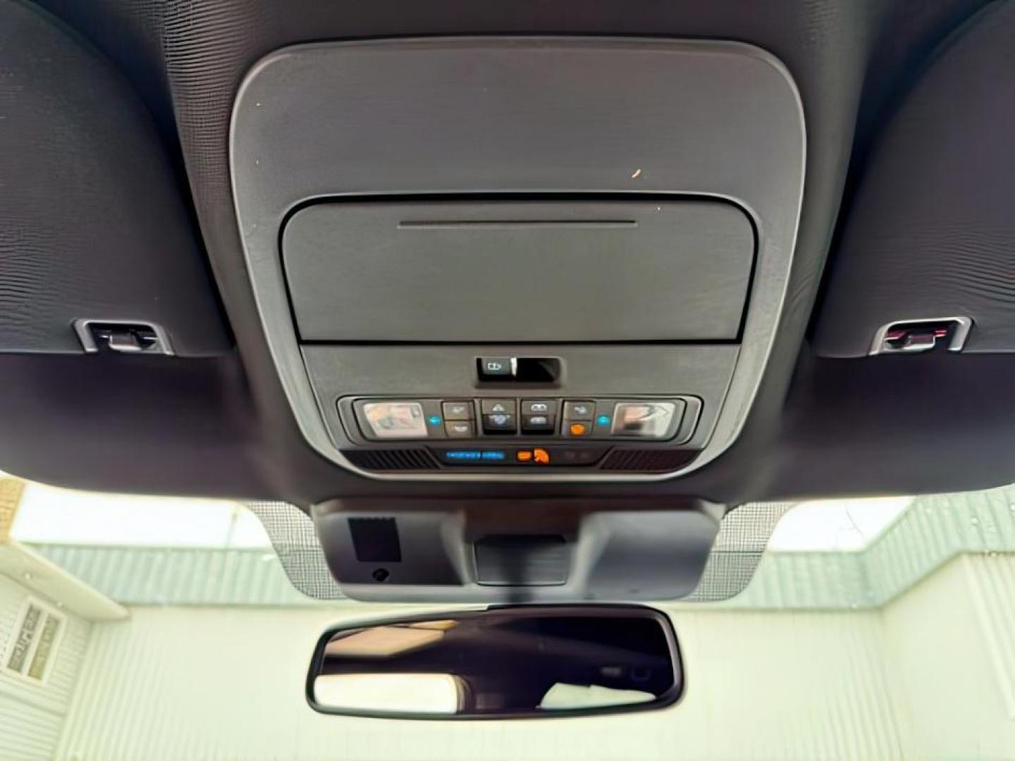 2022 Agate Black Metallic /Black w/Medium Dark Slate Ford F-150 (1FTFW1E86NK) with an EcoBoost 35L V-6 portdirect injection engine, Automatic transmission, located at 1175 N Woodruff Ave, Idaho Falls, ID, 83401, 43.506901, -111.999657 - At Timberline Auto, finding a great deal on your next vehicle is always easy! Our experienced sales staff's goal is to help find you the right vehicle at the right price! Our knowledgeable finance department has options for almost any credit score. We offer extended service contract options to prote - Photo#19