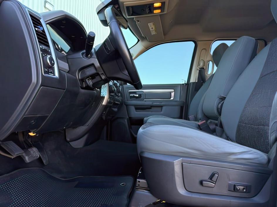 2017 WHITE /CLOTH Ram 1500 BIG HORN (1C6RR7GT9HS) with an 5.7L V8 engine, AUTOMATIC transmission, located at 1235 N Woodruff Ave., Idaho Falls, 83401, (208) 523-1053, 43.507172, -112.000488 - Full size truck space and everyday practicality come together in this 2017 Ram 1500 Crew Cab 4x4 equipped with a 5.7L HEMI V8 engine. The crew cab layout adds generous passenger room, making it a strong fit for family travel, commuting, and day to day driving while still maintaining the cargo flexib- Photo#13