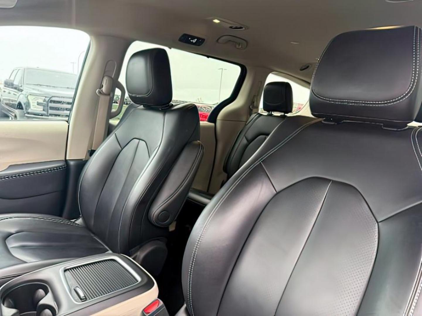 2024 BLACK /Black/Alloy/Black Chrysler Pacifica (2C4RC1BG9RR) with an Pentastar 36L V-6 DOHC engine, Automatic transmission, located at 1175 N Woodruff Ave, Idaho Falls, ID, 83401, 43.506901, -111.999657 - At Timberline Auto, finding a great deal on your next vehicle is always easy! Our experienced sales staff's goal is to help find you the right vehicle at the right price! Our knowledgeable finance department has options for almost any credit score. We offer extended service contract options to prote - Photo#22