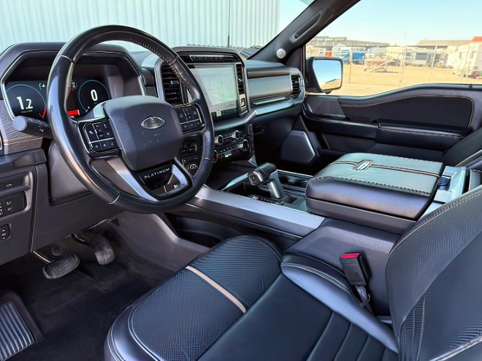 2021 BLUE /Black Ford F-150 Platinum (1FTFW1ED2MF) with an 3.5L V6 POWER BOOST HYBRID engine, AUTOMATIC transmission, located at 1235 N Woodruff Ave., Idaho Falls, 83401, (208) 523-1053, 43.507172, -112.000488 - At Timberline Auto, finding a great deal on your next vehicle is always easy! Our experienced sales staff's goal is to help find you the right vehicle at the right price! Our knowledgeable finance department has options for almost any credit score. We offer extended service contract options to prote- Photo#13