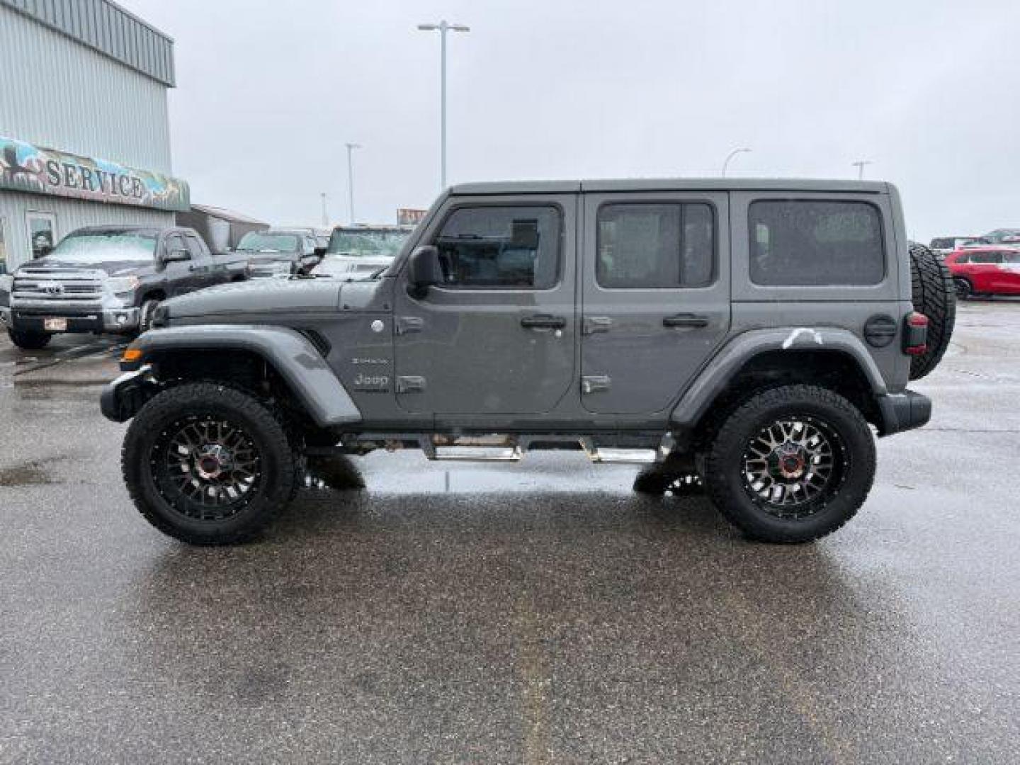 2019 GRAY /Black Jeep Wrangler Unlimited (1C4HJXEG4KW) with an Pentastar 36L V-6 DOHC engine, Automatic transmission, located at 1175 N Woodruff Ave, Idaho Falls, ID, 83401, 43.506901, -111.999657 - At Timberline Auto, finding a great deal on your next vehicle is always easy! Our experienced sales staff's goal is to help find you the right vehicle at the right price! Our knowledgeable finance department has options for almost any credit score. We offer extended service contract options to prote - Photo#27
