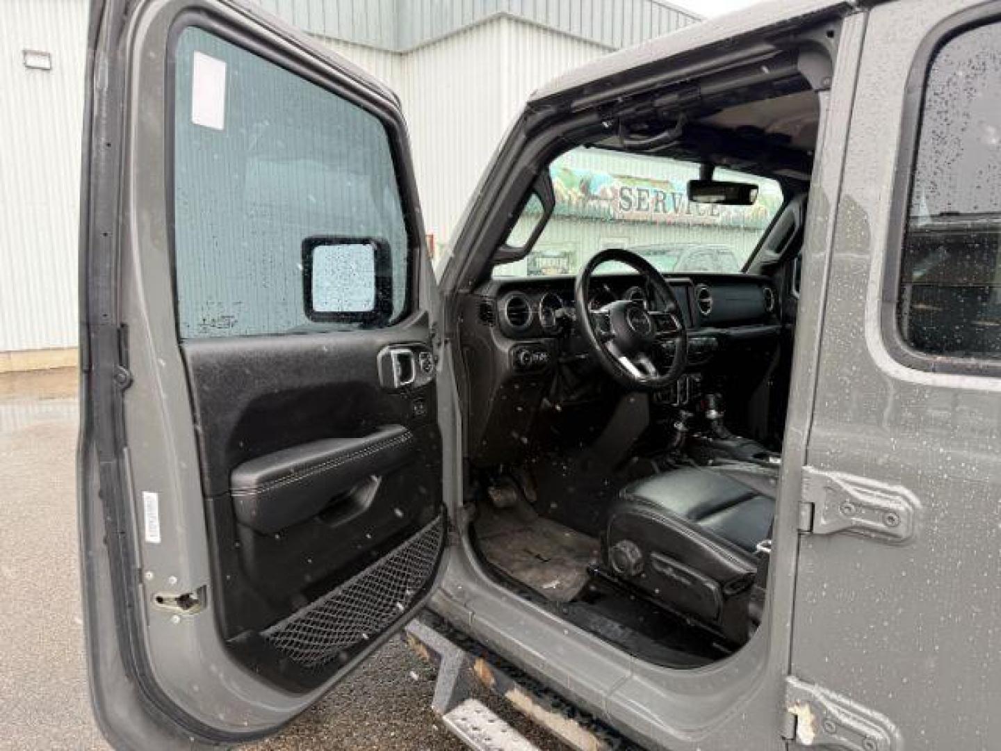 2019 GRAY /Black Jeep Wrangler Unlimited (1C4HJXEG4KW) with an Pentastar 36L V-6 DOHC engine, Automatic transmission, located at 1175 N Woodruff Ave, Idaho Falls, ID, 83401, 43.506901, -111.999657 - At Timberline Auto, finding a great deal on your next vehicle is always easy! Our experienced sales staff's goal is to help find you the right vehicle at the right price! Our knowledgeable finance department has options for almost any credit score. We offer extended service contract options to prote - Photo#38