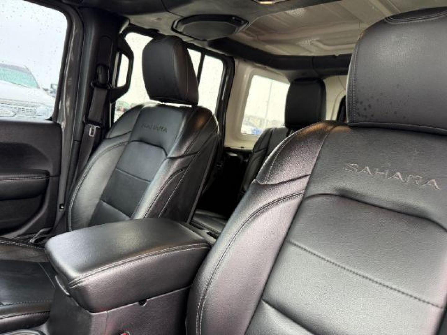 2019 GRAY /Black Jeep Wrangler Unlimited (1C4HJXEG4KW) with an Pentastar 36L V-6 DOHC engine, Automatic transmission, located at 1175 N Woodruff Ave, Idaho Falls, ID, 83401, 43.506901, -111.999657 - At Timberline Auto, finding a great deal on your next vehicle is always easy! Our experienced sales staff's goal is to help find you the right vehicle at the right price! Our knowledgeable finance department has options for almost any credit score. We offer extended service contract options to prote - Photo#46