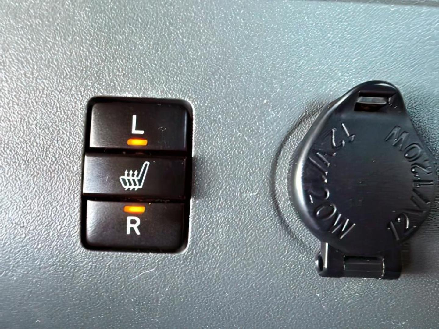 2011 SILVER /Misty Gray Toyota Prius (JTDKN3DU7B0) with an 18L I-4 DOHC engine, Automatic transmission, located at 1175 N Woodruff Ave, Idaho Falls, ID, 83401, 43.506901, -111.999657 - At Timberline Auto, finding a great deal on your next vehicle is always easy! Our experienced sales staff's goal is to help find you the right vehicle at the right price! Our knowledgeable finance department has options for almost any credit score. We offer extended service contract options to prote - Photo#19