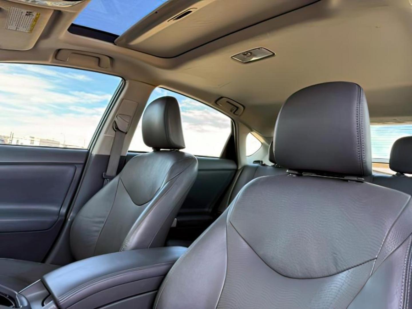 2011 SILVER /Misty Gray Toyota Prius (JTDKN3DU7B0) with an 18L I-4 DOHC engine, Automatic transmission, located at 1175 N Woodruff Ave, Idaho Falls, ID, 83401, 43.506901, -111.999657 - At Timberline Auto, finding a great deal on your next vehicle is always easy! Our experienced sales staff's goal is to help find you the right vehicle at the right price! Our knowledgeable finance department has options for almost any credit score. We offer extended service contract options to prote - Photo#20