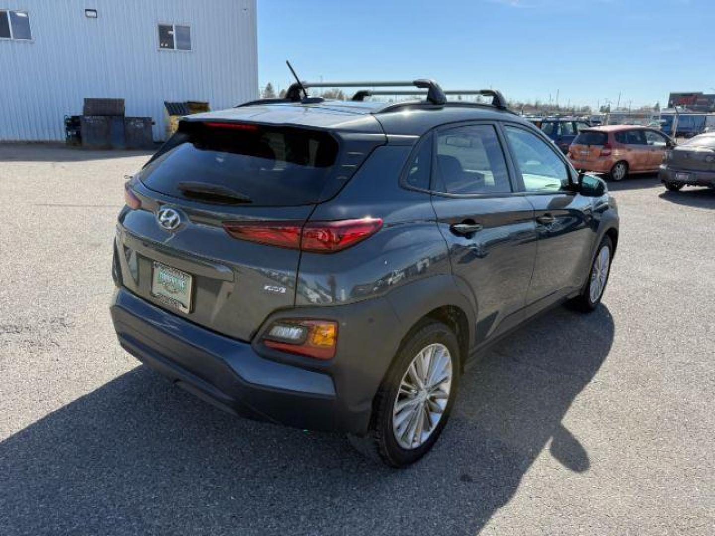 2018 GRAY /Black Hyundai Kona (KM8K2CAA7JU) with an Nu 2L I-4 DOHC engine, Automatic transmission, located at 1175 N Woodruff Ave, Idaho Falls, ID, 83401, 43.506901, -111.999657 - At Timberline Auto, finding a great deal on your next vehicle is always easy! Our experienced sales staff's goal is to help find you the right vehicle at the right price! Our knowledgeable finance department has options for almost any credit score. We offer extended service contract options to prote - Photo#34