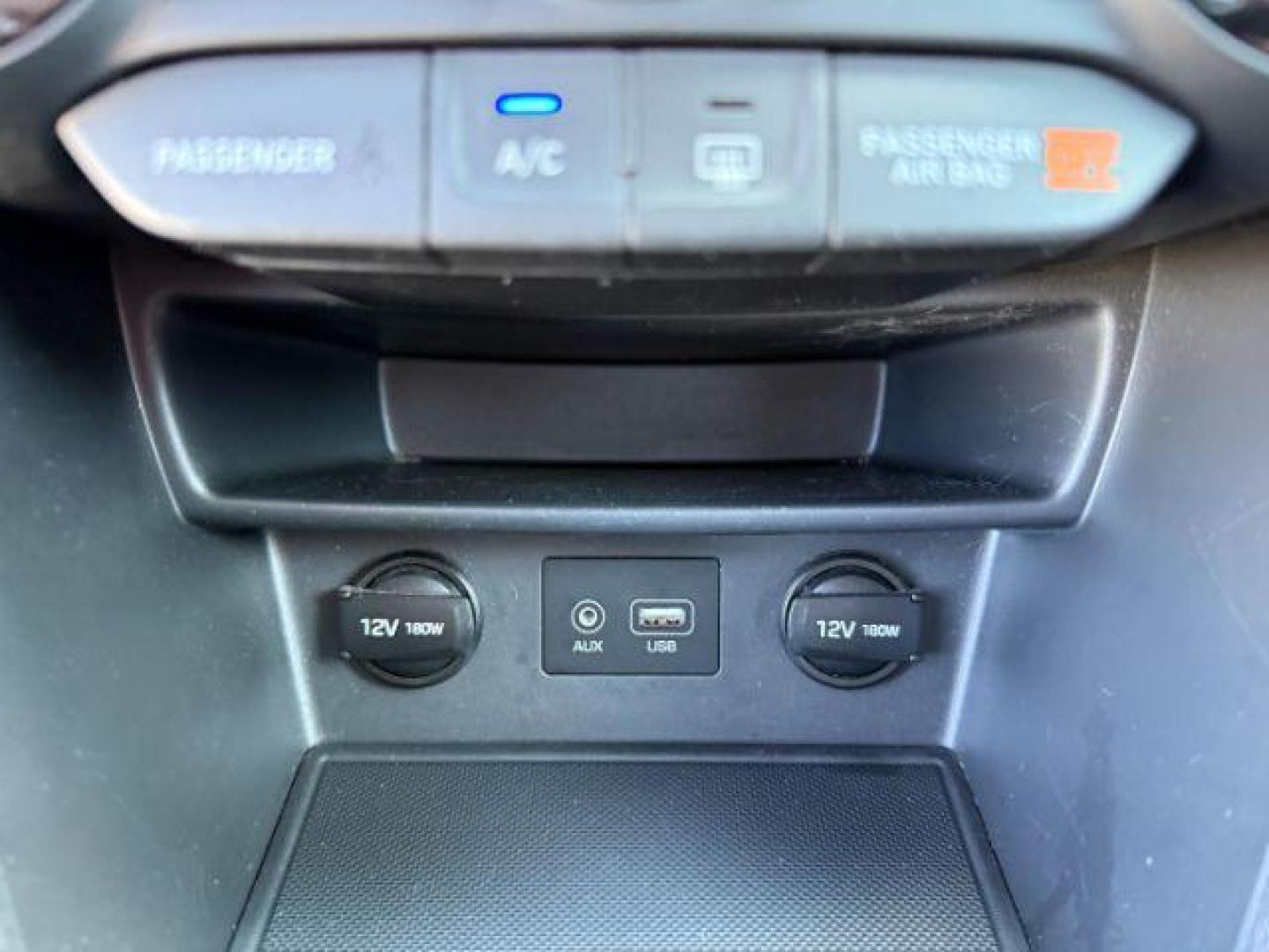 2018 GRAY /Black Hyundai Kona (KM8K2CAA7JU) with an Nu 2L I-4 DOHC engine, Automatic transmission, located at 1175 N Woodruff Ave, Idaho Falls, ID, 83401, 43.506901, -111.999657 - At Timberline Auto, finding a great deal on your next vehicle is always easy! Our experienced sales staff's goal is to help find you the right vehicle at the right price! Our knowledgeable finance department has options for almost any credit score. We offer extended service contract options to prote - Photo#46