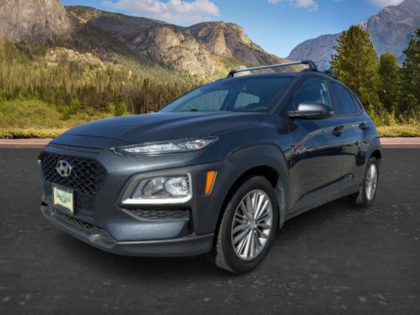 2018 GRAY /Black Hyundai Kona (KM8K2CAA7JU) with an Nu 2L I-4 DOHC engine, Automatic transmission, located at 1175 N Woodruff Ave, Idaho Falls, ID, 83401, 43.506901, -111.999657 - At Timberline Auto, finding a great deal on your next vehicle is always easy! Our experienced sales staff's goal is to help find you the right vehicle at the right price! Our knowledgeable finance department has options for almost any credit score. We offer extended service contract options to prote - Photo#0