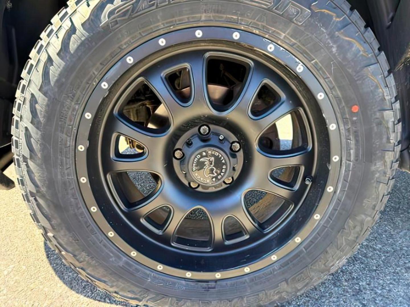 2014 Black Clearcoat /Diesel Gray/Black Ram 1500 (1C6RR7FT9ES) with an HEMI 57L V-8 variable valve control engine, Automatic transmission, located at 1175 N Woodruff Ave, Idaho Falls, ID, 83401, 43.506901, -111.999657 - At Timberline Auto, finding a great deal on your next vehicle is always easy! Our experienced sales staff's goal is to help find you the right vehicle at the right price! Our knowledgeable finance department has options for almost any credit score. We offer extended service contract options to prote - Photo#7