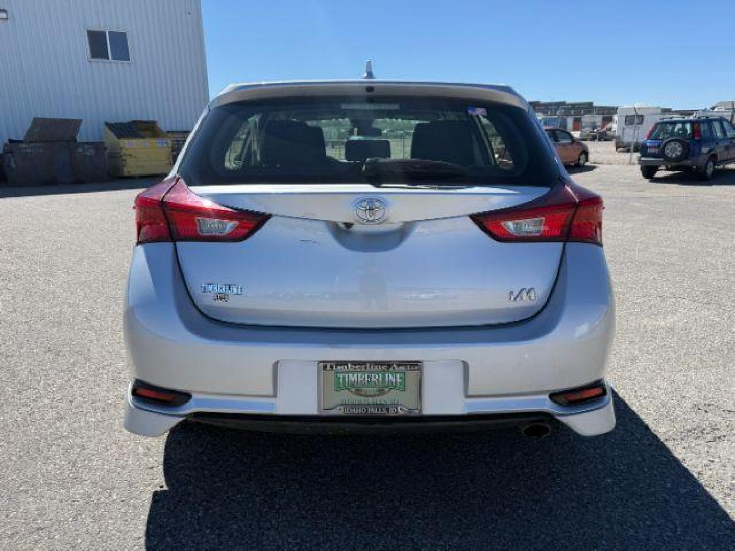2018 SILVER /CLOTH Toyota Corolla iM BASE (JTNKARJE2JJ) with an 1.8L I-4 DOHC engine, AUTOMATIC transmission, located at 1235 N Woodruff Ave., Idaho Falls, 83401, (208) 523-1053, 43.507172, -112.000488 - At Timberline Auto, finding a great deal on your next vehicle is always easy! Our experienced sales staff's goal is to help find you the right vehicle at the right price! Our knowledgeable finance department has options for almost any credit score. We offer extended service contract options to prote - Photo#30