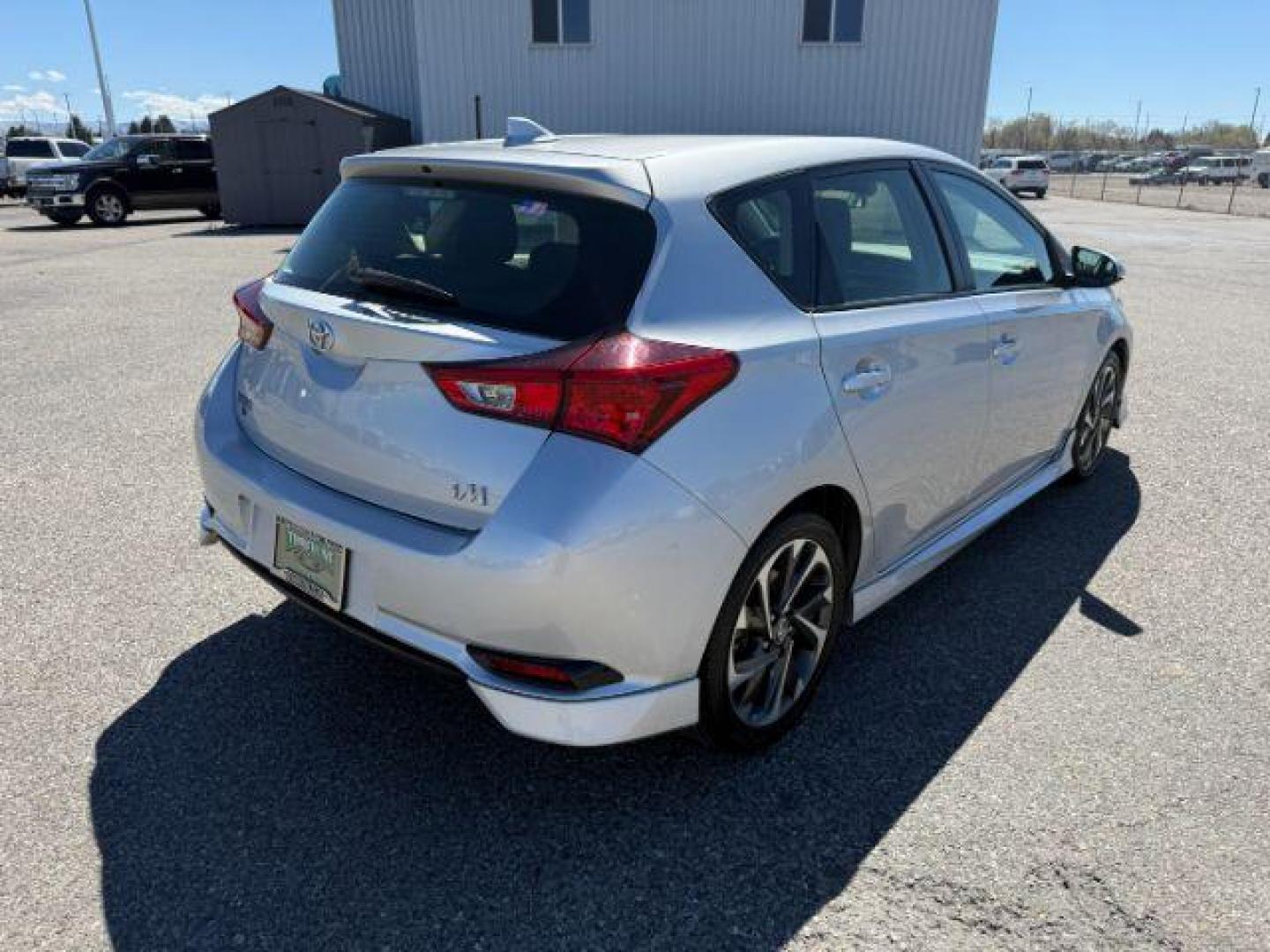 2018 SILVER /CLOTH Toyota Corolla iM BASE (JTNKARJE2JJ) with an 1.8L I-4 DOHC engine, AUTOMATIC transmission, located at 1235 N Woodruff Ave., Idaho Falls, 83401, (208) 523-1053, 43.507172, -112.000488 - At Timberline Auto, finding a great deal on your next vehicle is always easy! Our experienced sales staff's goal is to help find you the right vehicle at the right price! Our knowledgeable finance department has options for almost any credit score. We offer extended service contract options to prote - Photo#33