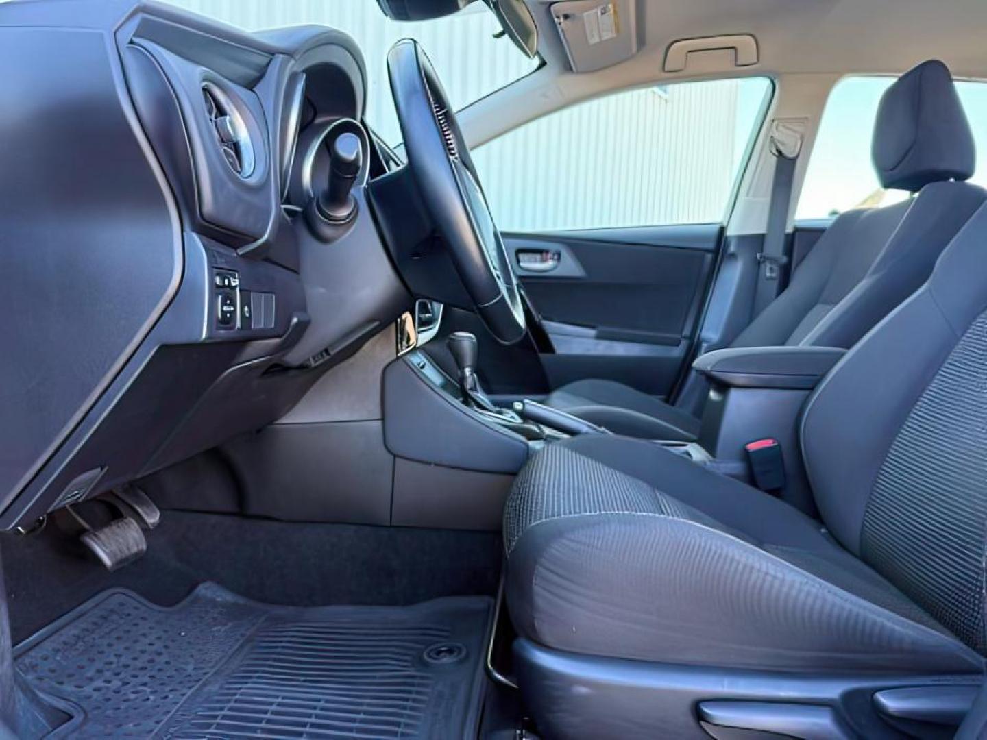 2018 SILVER /CLOTH Toyota Corolla iM BASE (JTNKARJE2JJ) with an 1.8L I-4 DOHC engine, AUTOMATIC transmission, located at 1235 N Woodruff Ave., Idaho Falls, 83401, (208) 523-1053, 43.507172, -112.000488 - At Timberline Auto, finding a great deal on your next vehicle is always easy! Our experienced sales staff's goal is to help find you the right vehicle at the right price! Our knowledgeable finance department has options for almost any credit score. We offer extended service contract options to prote - Photo#13