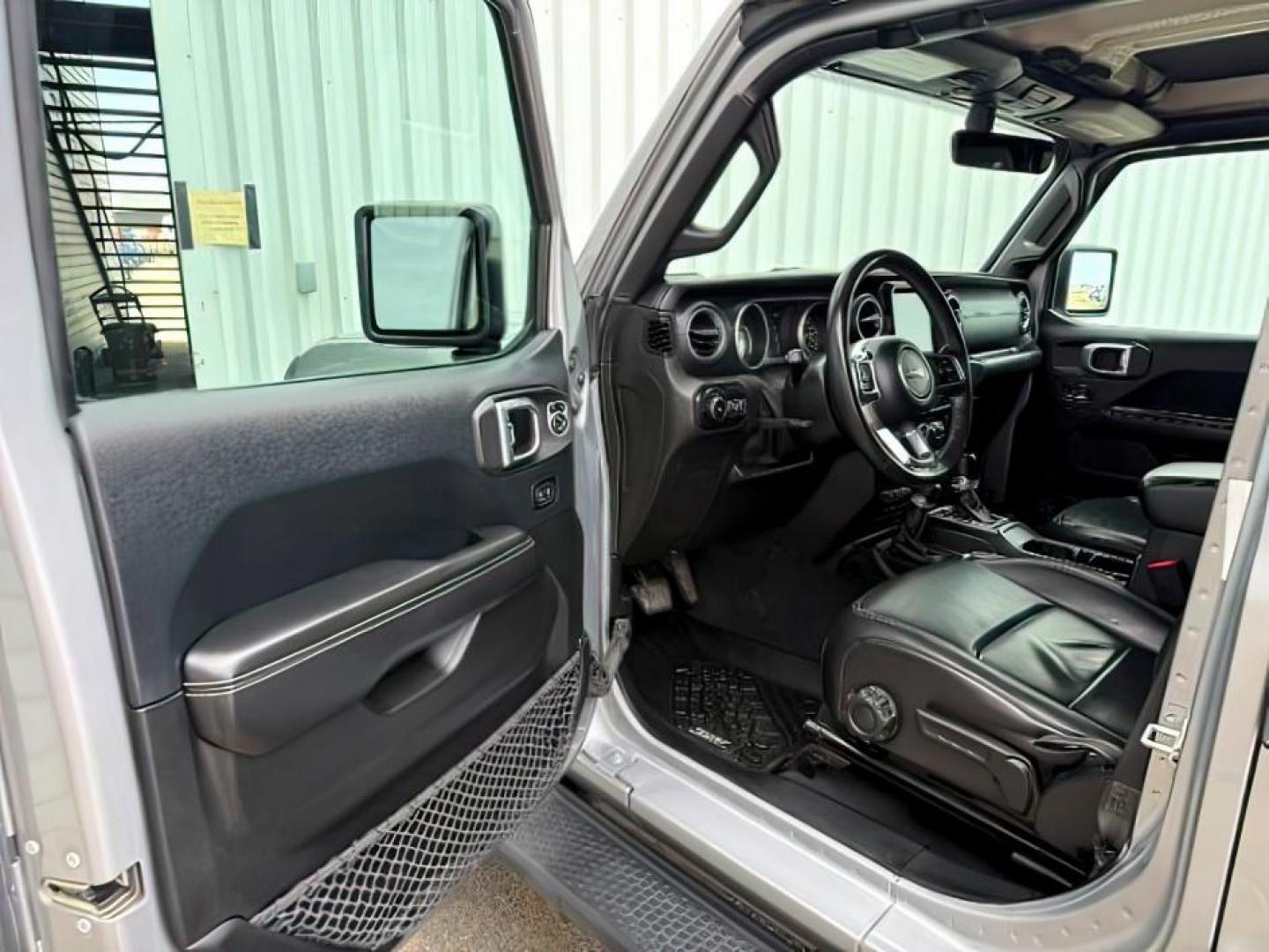 2018 SILVER /Black/Black Jeep Wrangler Unlimited Sahara (1C4HJXEN7JW) with an 2L I-4 gasoline direct injection engine, AUTOMATIC transmission, located at 1235 N Woodruff Ave., Idaho Falls, 83401, (208) 523-1053, 43.507172, -112.000488 - At Timberline Auto, finding a great deal on your next vehicle is always easy! Our experienced sales staff's goal is to help find you the right vehicle at the right price! Our knowledgeable finance department has options for almost any credit score. We offer extended service contract options to prote - Photo#13