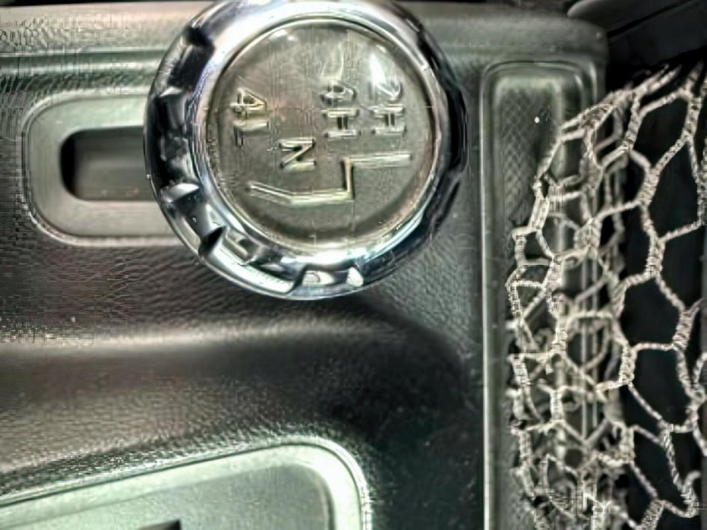 2017 GRAY /Black Jeep Wrangler Unlimited Sahara 4x4 (1C4BJWEG0HL) with an Pentastar 3.6L V-6 DOHC engine, AUTOMATIC transmission - At Timberline Auto, finding a great deal on your next vehicle is always easy! Our experienced sales staff's goal is to help find you the right vehicle at the right price! Our knowledgeable finance department has options for almost any credit score. We offer extended service contract options to prote - Photo#16