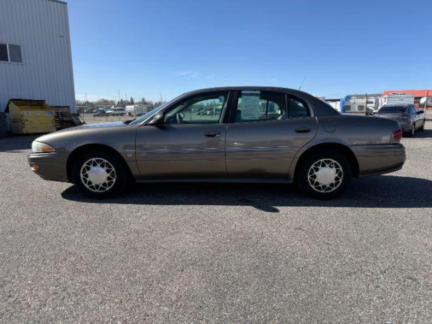 2002 TAN /Taupe Buick LeSabre Limited (1G4HR54K92U) with an 3.8L V-6 regular unleaded engine, AUTOMATIC transmission, located at 1235 N Woodruff Ave., Idaho Falls, 83401, (208) 523-1053, 43.507172, -112.000488 - At Timberline Auto, finding a great deal on your next vehicle is always easy! Our experienced sales staff's goal is to help find you the right vehicle at the right price! Our knowledgeable finance department has options for almost any credit score. We offer extended service contract options to prote - Photo#21