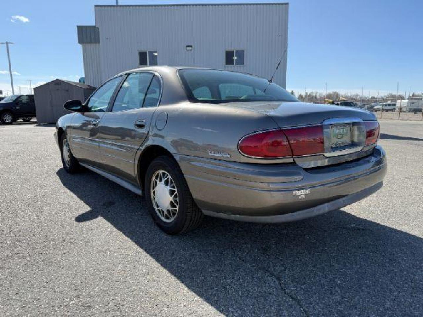 2002 TAN /Taupe Buick LeSabre Limited (1G4HR54K92U) with an 3.8L V-6 regular unleaded engine, AUTOMATIC transmission, located at 1235 N Woodruff Ave., Idaho Falls, 83401, (208) 523-1053, 43.507172, -112.000488 - At Timberline Auto, finding a great deal on your next vehicle is always easy! Our experienced sales staff's goal is to help find you the right vehicle at the right price! Our knowledgeable finance department has options for almost any credit score. We offer extended service contract options to prote - Photo#22