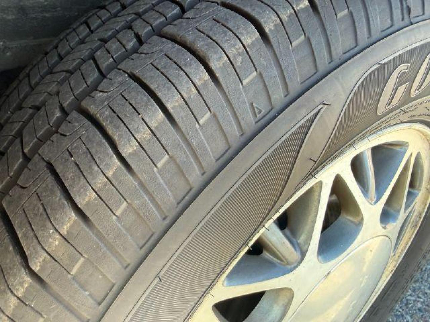 2002 TAN /Taupe Buick LeSabre Limited (1G4HR54K92U) with an 3.8L V-6 regular unleaded engine, AUTOMATIC transmission, located at 1235 N Woodruff Ave., Idaho Falls, 83401, (208) 523-1053, 43.507172, -112.000488 - At Timberline Auto, finding a great deal on your next vehicle is always easy! Our experienced sales staff's goal is to help find you the right vehicle at the right price! Our knowledgeable finance department has options for almost any credit score. We offer extended service contract options to prote - Photo#28