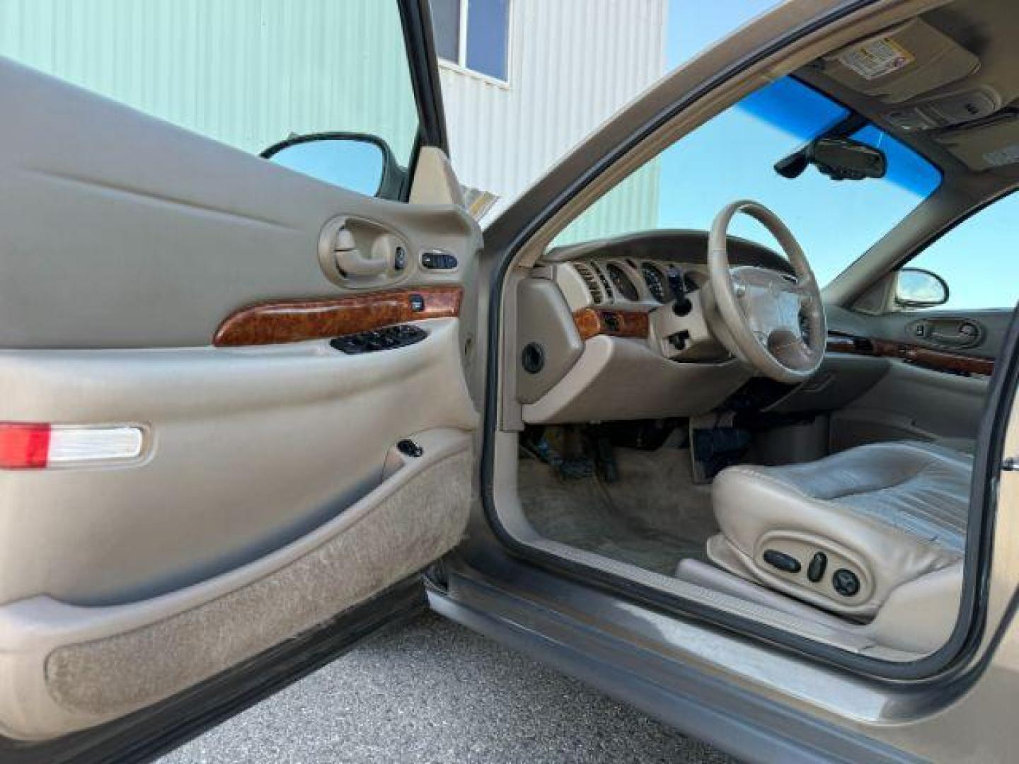 2002 TAN /Taupe Buick LeSabre Limited (1G4HR54K92U) with an 3.8L V-6 regular unleaded engine, AUTOMATIC transmission, located at 1235 N Woodruff Ave., Idaho Falls, 83401, (208) 523-1053, 43.507172, -112.000488 - At Timberline Auto, finding a great deal on your next vehicle is always easy! Our experienced sales staff's goal is to help find you the right vehicle at the right price! Our knowledgeable finance department has options for almost any credit score. We offer extended service contract options to prote - Photo#29