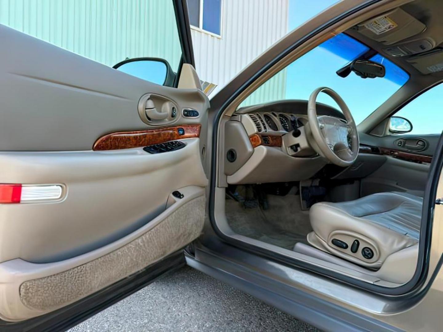 2002 TAN /Taupe Buick LeSabre Limited (1G4HR54K92U) with an 3.8L V-6 regular unleaded engine, AUTOMATIC transmission, located at 1235 N Woodruff Ave., Idaho Falls, 83401, (208) 523-1053, 43.507172, -112.000488 - At Timberline Auto, finding a great deal on your next vehicle is always easy! Our experienced sales staff's goal is to help find you the right vehicle at the right price! Our knowledgeable finance department has options for almost any credit score. We offer extended service contract options to prote - Photo#9