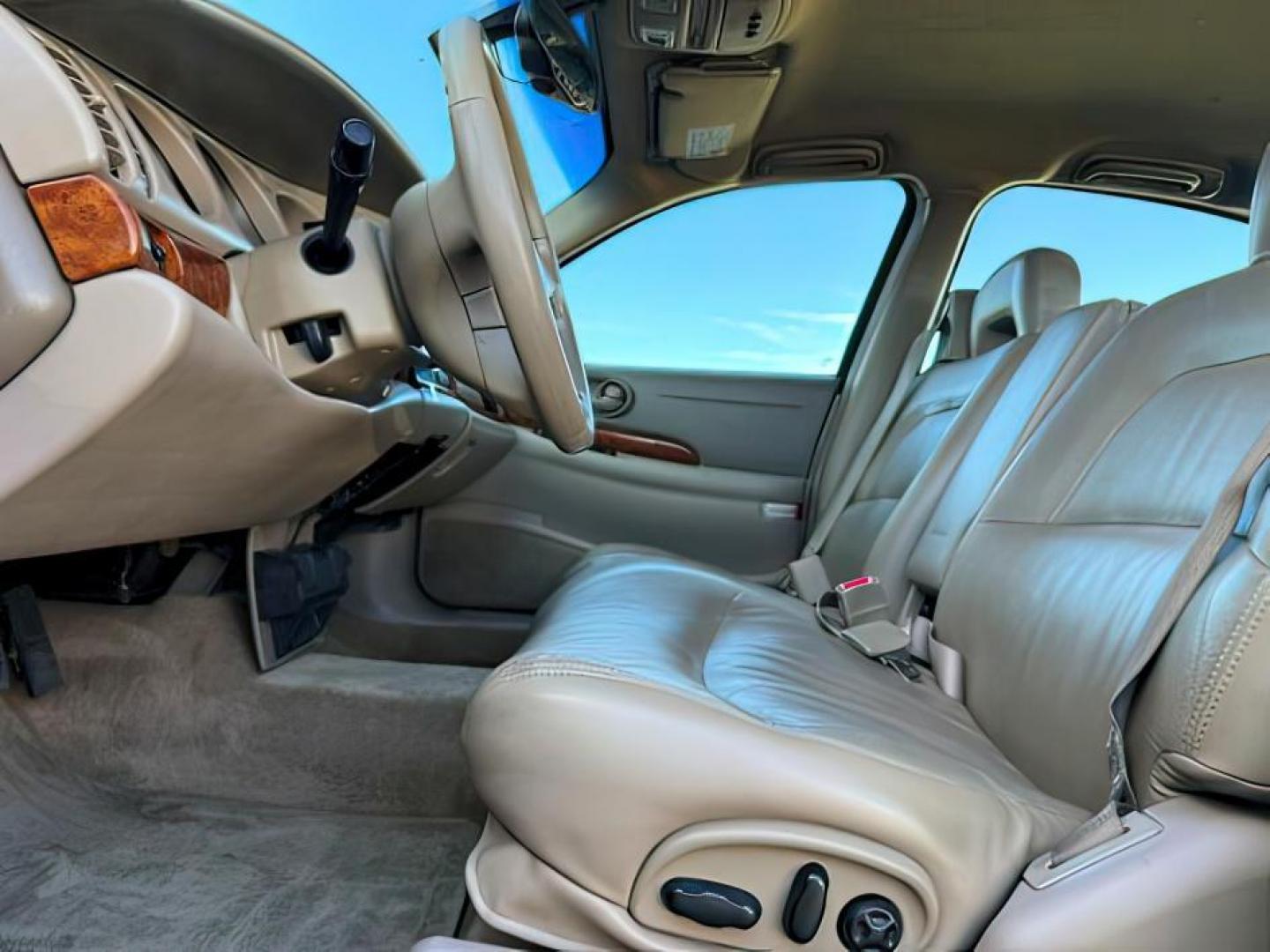 2002 TAN /Taupe Buick LeSabre Limited (1G4HR54K92U) with an 3.8L V-6 regular unleaded engine, AUTOMATIC transmission, located at 1235 N Woodruff Ave., Idaho Falls, 83401, (208) 523-1053, 43.507172, -112.000488 - At Timberline Auto, finding a great deal on your next vehicle is always easy! Our experienced sales staff's goal is to help find you the right vehicle at the right price! Our knowledgeable finance department has options for almost any credit score. We offer extended service contract options to prote - Photo#10