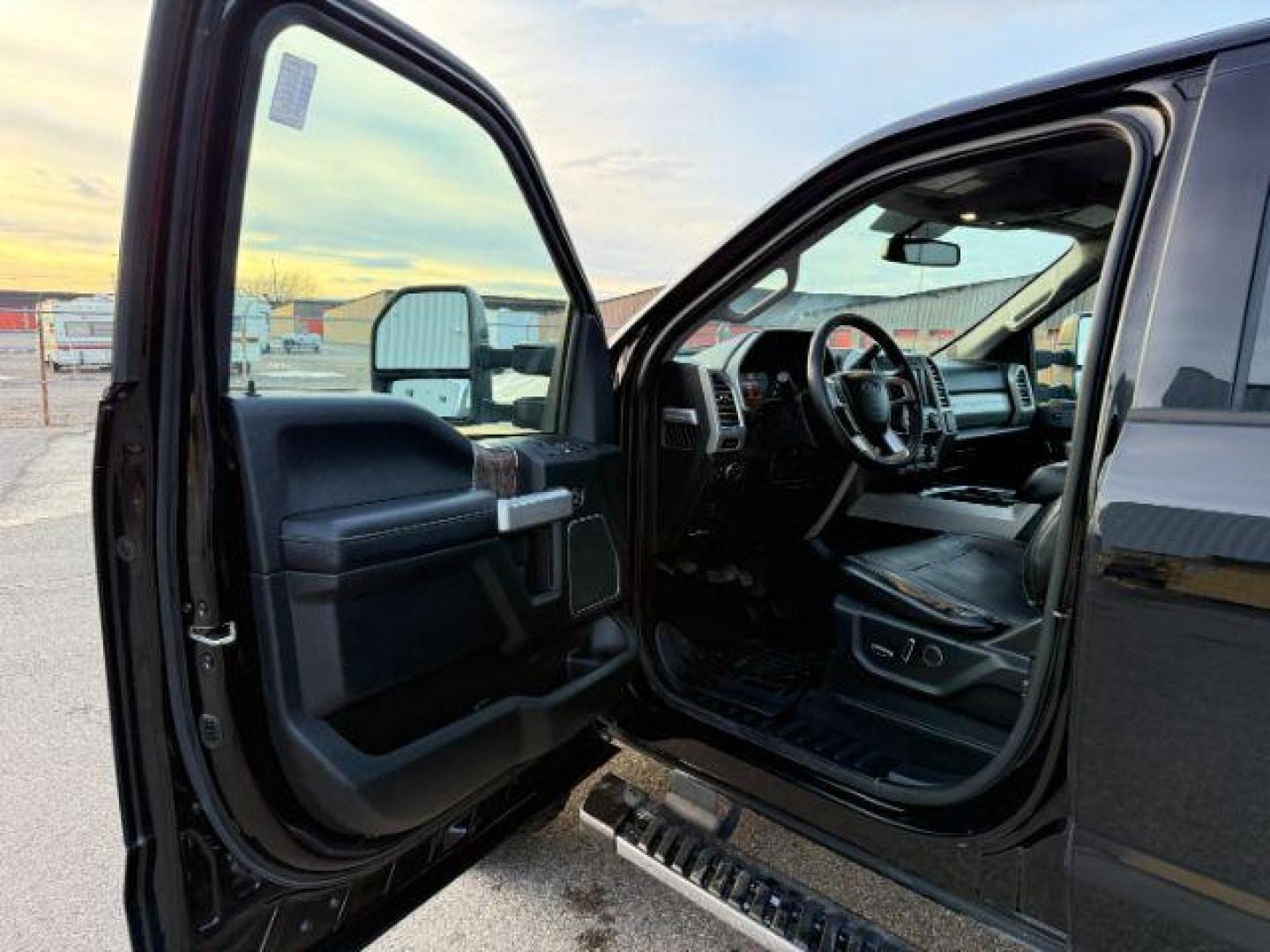 2017 Shadow Black /Black Ford F-250 (1FT7W2BT9HE) with an Powerstroke 67L V-8 diesel direct injection engine, Automatic transmission, located at 1175 N Woodruff Ave, Idaho Falls, ID, 83401, 43.506901, -111.999657 - At Timberline Auto, finding a great deal on your next vehicle is always easy! Our experienced sales staff's goal is to help find you the right vehicle at the right price! Our knowledgeable finance department has options for almost any credit score. We offer extended service contract options to prote - Photo#37