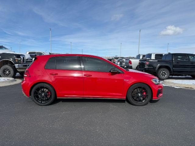photo of 2018 Volkswagen Golf GTI 2.0T SE