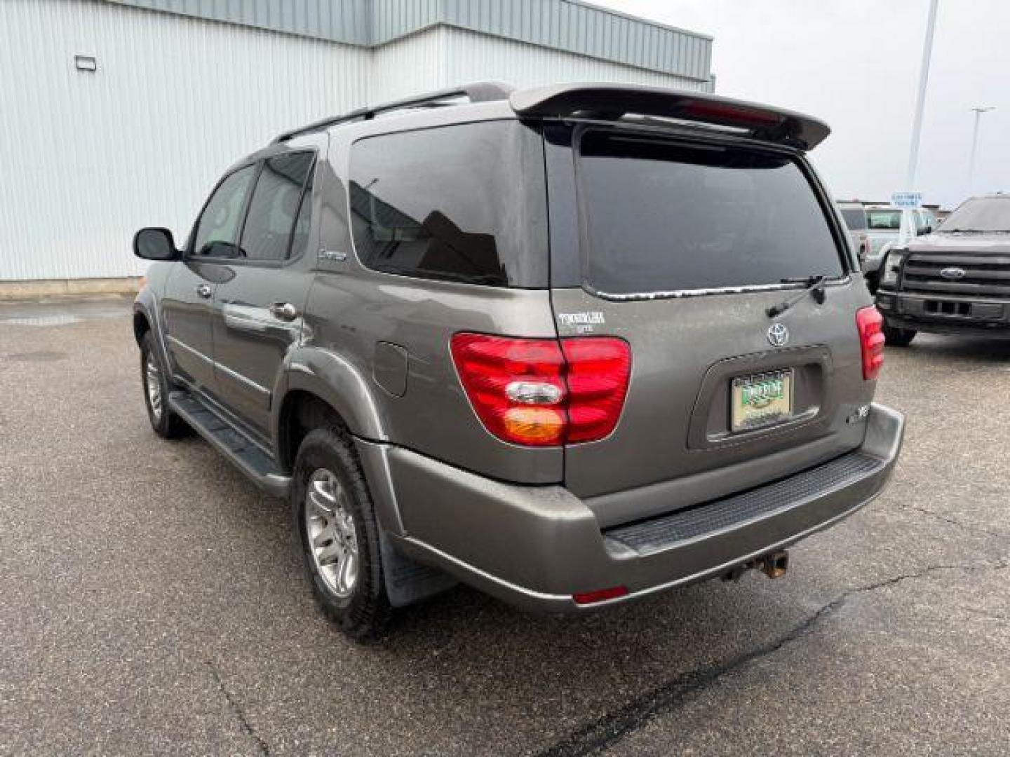 2004 GRAY /Charcoal Toyota Sequoia (5TDBT48A74S) with an 47L V-8 DOHC engine, Automatic transmission, located at 1175 N Woodruff Ave, Idaho Falls, ID, 83401, 43.506901, -111.999657 - At Timberline Auto, finding a great deal on your next vehicle is always easy! Our experienced sales staff's goal is to help find you the right vehicle at the right price! Our knowledgeable finance department has options for almost any credit score. We offer extended service contract options to prote - Photo#28