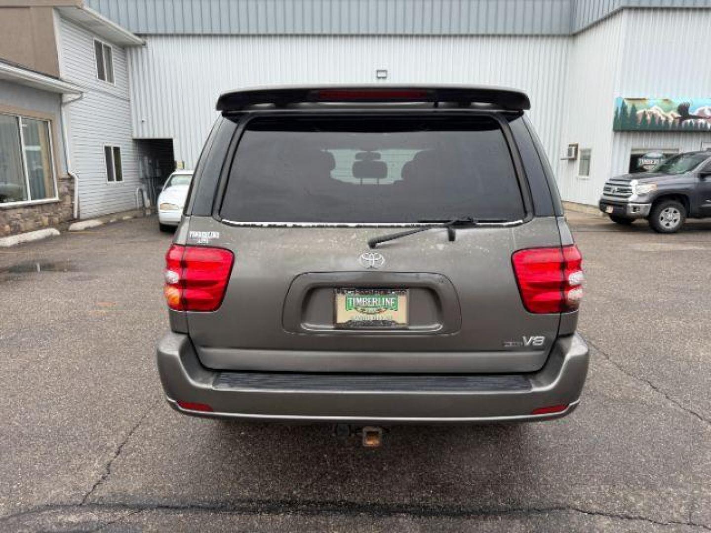 2004 GRAY /Charcoal Toyota Sequoia (5TDBT48A74S) with an 47L V-8 DOHC engine, Automatic transmission, located at 1175 N Woodruff Ave, Idaho Falls, ID, 83401, 43.506901, -111.999657 - At Timberline Auto, finding a great deal on your next vehicle is always easy! Our experienced sales staff's goal is to help find you the right vehicle at the right price! Our knowledgeable finance department has options for almost any credit score. We offer extended service contract options to prote - Photo#29