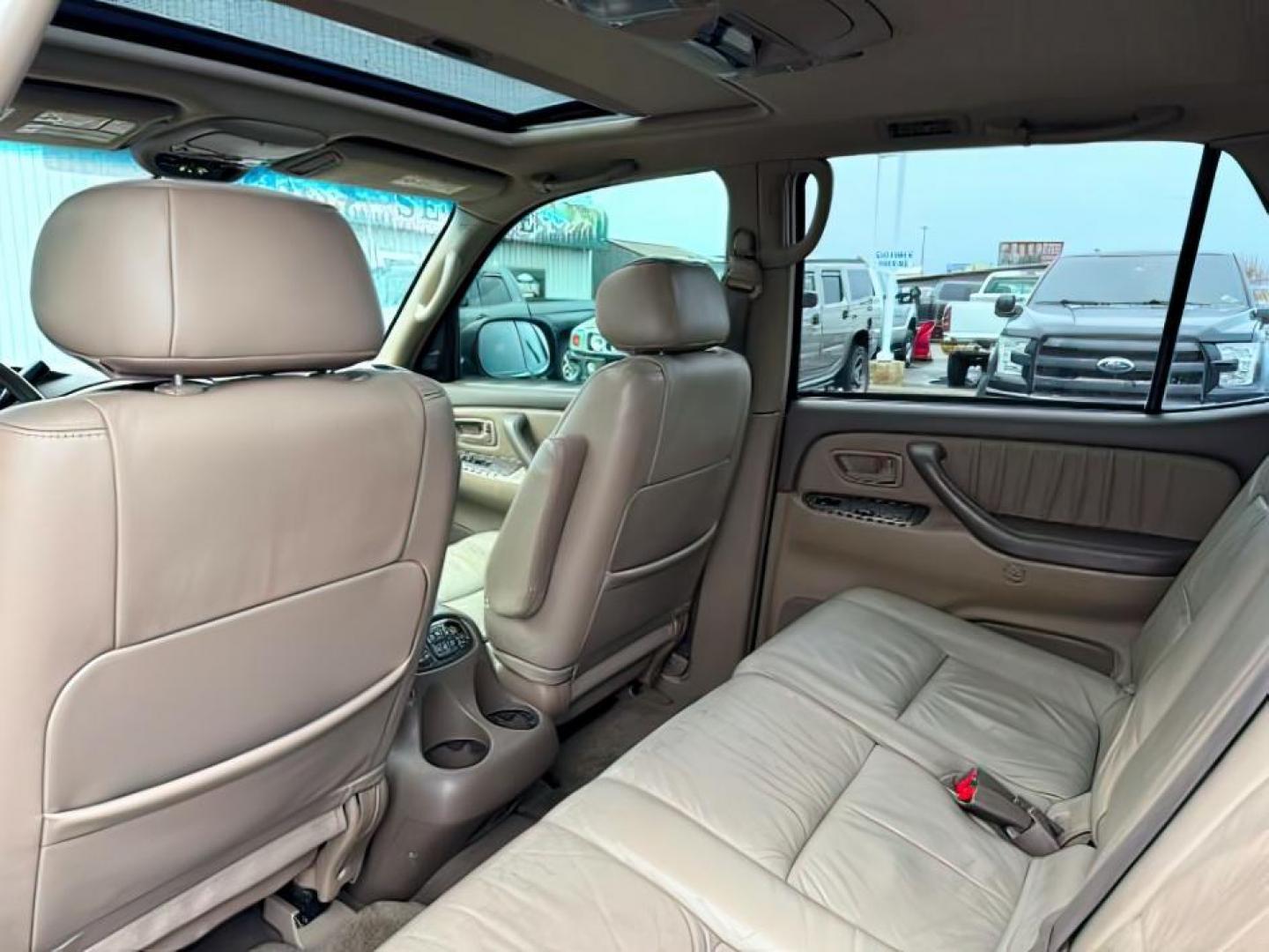 2004 GRAY /Charcoal Toyota Sequoia (5TDBT48A74S) with an 47L V-8 DOHC engine, Automatic transmission, located at 1175 N Woodruff Ave, Idaho Falls, ID, 83401, 43.506901, -111.999657 - At Timberline Auto, finding a great deal on your next vehicle is always easy! Our experienced sales staff's goal is to help find you the right vehicle at the right price! Our knowledgeable finance department has options for almost any credit score. We offer extended service contract options to prote - Photo#24