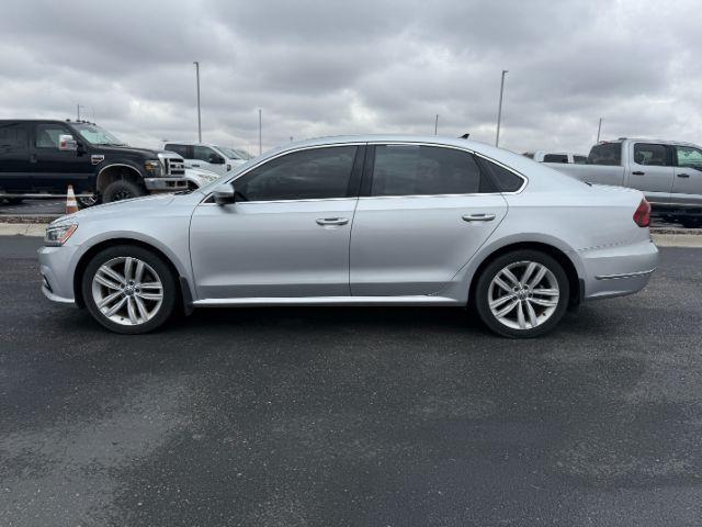2018 SILVER /Titan Black Volkswagen Passat 2.0T SE (1VWBA7A35JC) with an 2L I-4 gasoline direct injection engine, AUTOMATIC transmission, located at 1235 N Woodruff Ave., Idaho Falls, 83401, (208) 523-1053, 43.507172, -112.000488 - 2018 Volkswagen Passat is a midsize sedan built for smooth, efficient daily driving. Powered by a 1.8L turbocharged I4 engine (VIN verified), it delivers balanced performance for commuting and highway travel. Front-wheel drive provides stable handling in everyday conditions. Inside, it features a to- Photo#25