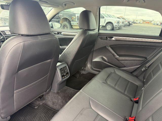 2018 SILVER /Titan Black Volkswagen Passat 2.0T SE (1VWBA7A35JC) with an 2L I-4 gasoline direct injection engine, AUTOMATIC transmission, located at 1235 N Woodruff Ave., Idaho Falls, 83401, (208) 523-1053, 43.507172, -112.000488 - 2018 Volkswagen Passat is a midsize sedan built for smooth, efficient daily driving. Powered by a 1.8L turbocharged I4 engine (VIN verified), it delivers balanced performance for commuting and highway travel. Front-wheel drive provides stable handling in everyday conditions. Inside, it features a to- Photo#46