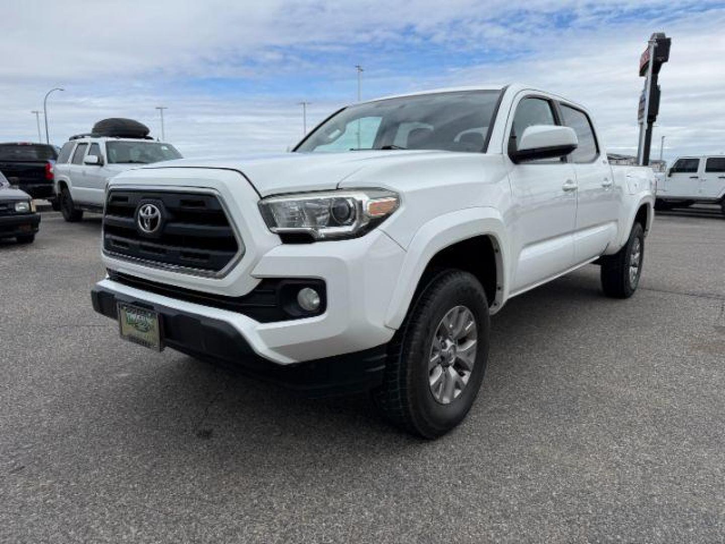 2016 Super White /Black/Red Toyota Tacoma (3TMDZ5BN8GM) with an 35L V-6 portdirect injection engine, Automatic transmission, located at 1175 N Woodruff Ave, Idaho Falls, ID, 83401, 43.506901, -111.999657 - At Timberline Auto, finding a great deal on your next vehicle is always easy! Our experienced sales staff's goal is to help find you the right vehicle at the right price! Our knowledgeable finance department has options for almost any credit score. We offer extended service contract options to prote - Photo#21
