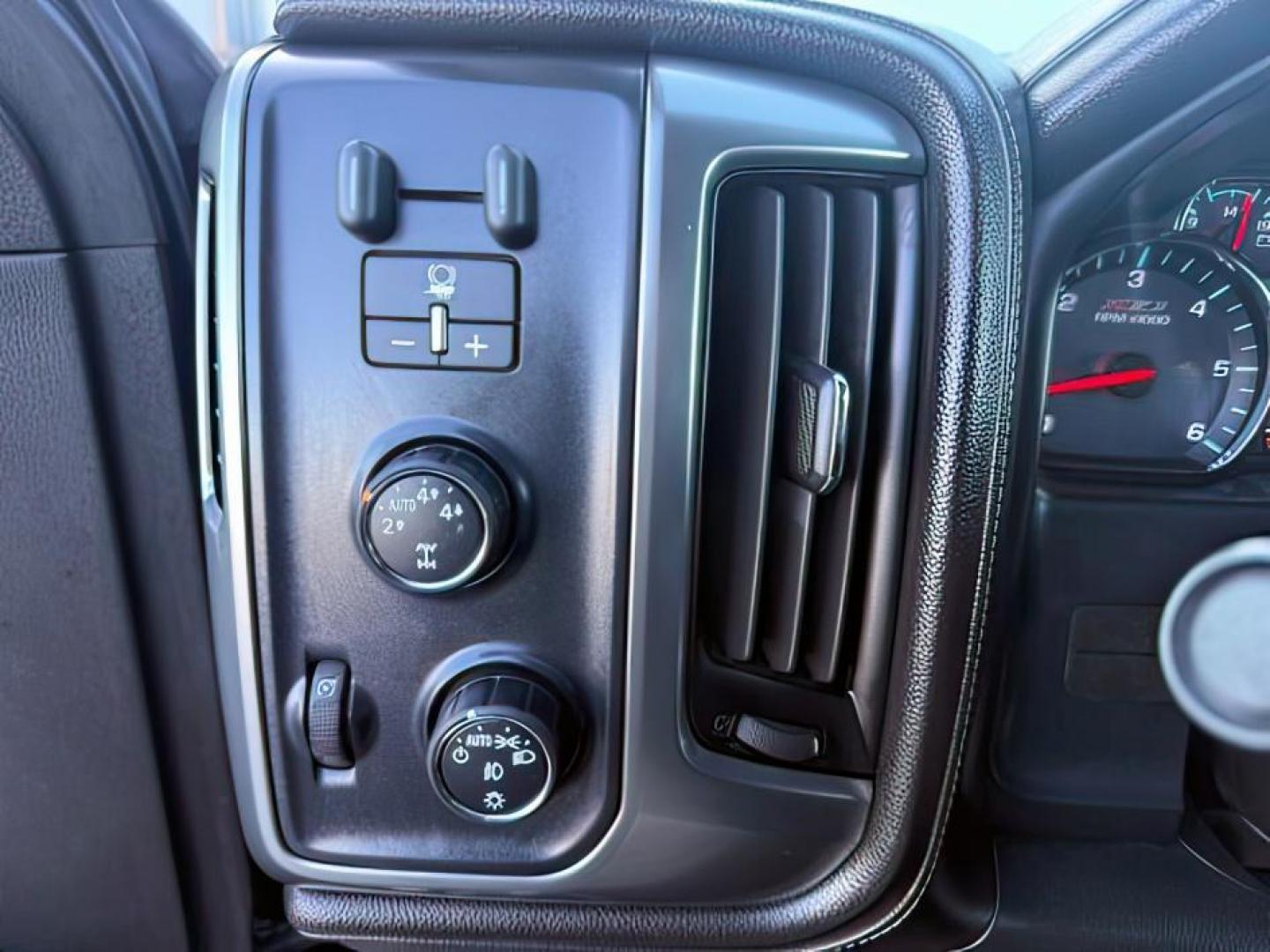 2014 BLACK /Jet Black Chevrolet Silverado 1500 (1GCVKSEC6EZ) with an EcoTec3 53L V-8 gasoline direct injection engine, Automatic transmission, located at 1175 N Woodruff Ave, Idaho Falls, ID, 83401, 43.506901, -111.999657 - At Timberline Auto, finding a great deal on your next vehicle is always easy! Our experienced sales staff's goal is to help find you the right vehicle at the right price! Our knowledgeable finance department has options for almost any credit score. We offer extended service contract options to prote - Photo#21