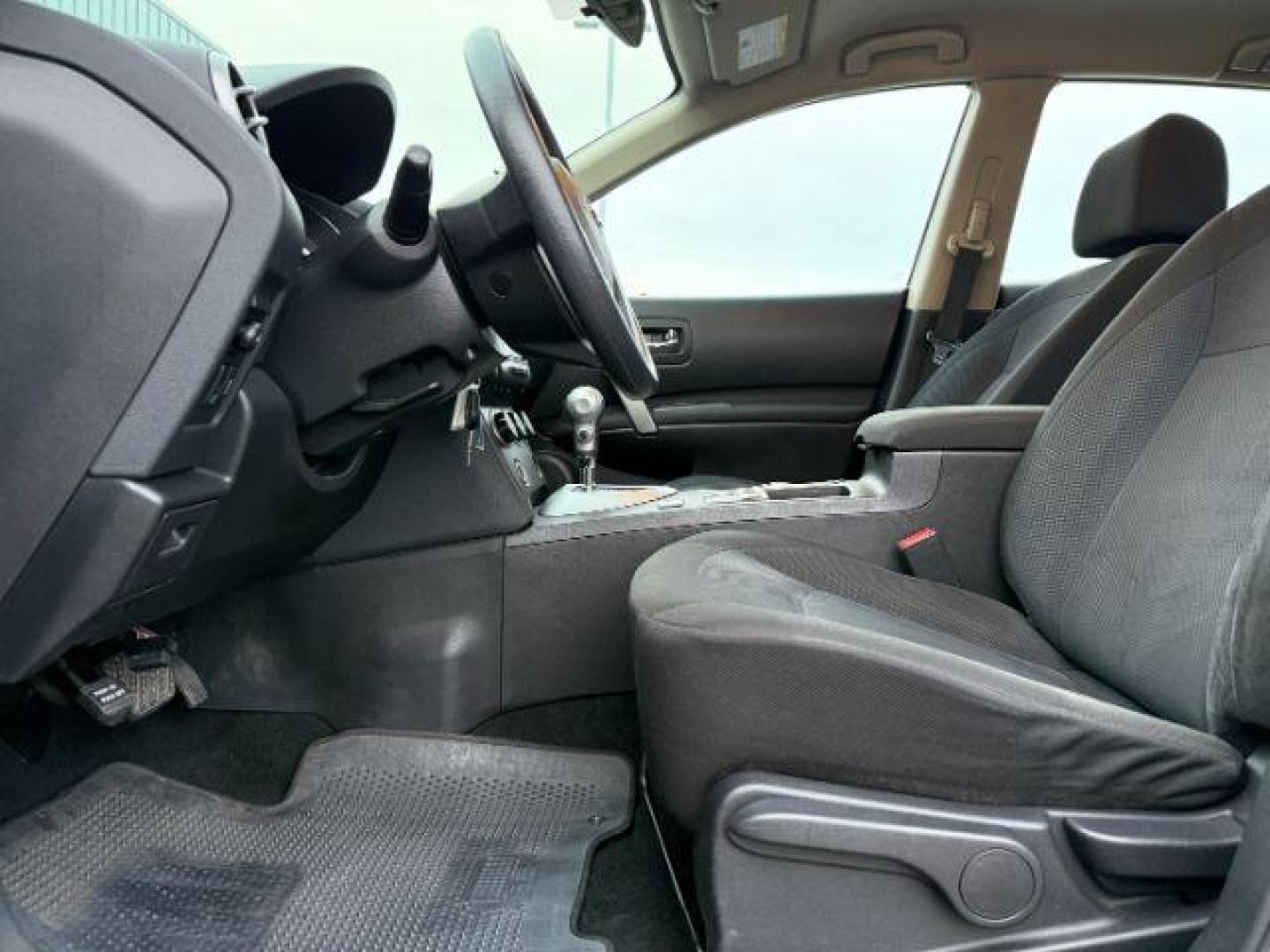 2015 RED /Black Nissan Rogue Select (JN8AS5MV4FW) with an 25L I-4 DOHC engine, Automatic transmission, located at 1175 N Woodruff Ave, Idaho Falls, ID, 83401, 43.506901, -111.999657 - At Timberline Auto, finding a great deal on your next vehicle is always easy! Our experienced sales staff's goal is to help find you the right vehicle at the right price! Our knowledgeable finance department has options for almost any credit score. We offer extended service contract options to prote - Photo#37