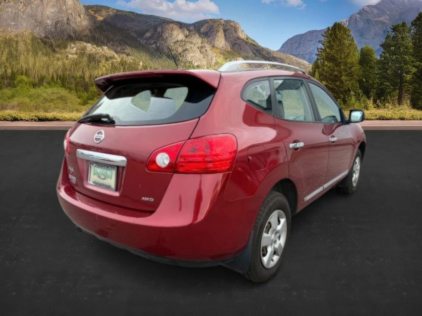 2015 RED /Black Nissan Rogue Select (JN8AS5MV4FW) with an 25L I-4 DOHC engine, Automatic transmission, located at 1175 N Woodruff Ave, Idaho Falls, ID, 83401, 43.506901, -111.999657 - At Timberline Auto, finding a great deal on your next vehicle is always easy! Our experienced sales staff's goal is to help find you the right vehicle at the right price! Our knowledgeable finance department has options for almost any credit score. We offer extended service contract options to prote - Photo#7