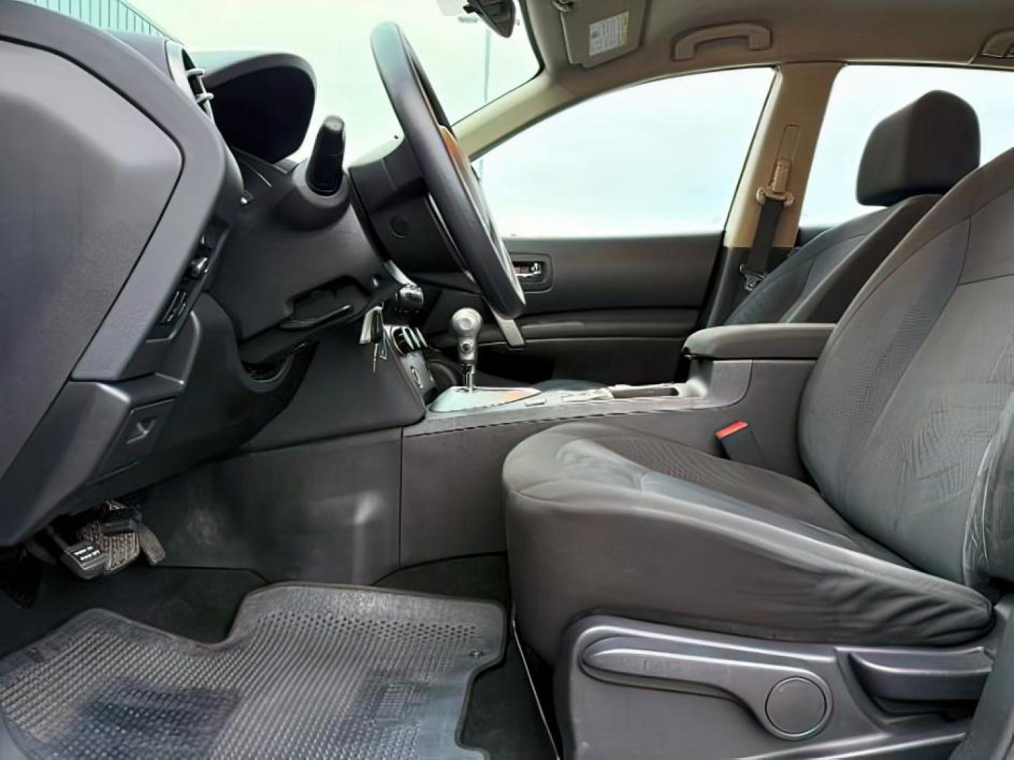 2015 RED /Black Nissan Rogue Select (JN8AS5MV4FW) with an 25L I-4 DOHC engine, Automatic transmission, located at 1175 N Woodruff Ave, Idaho Falls, ID, 83401, 43.506901, -111.999657 - At Timberline Auto, finding a great deal on your next vehicle is always easy! Our experienced sales staff's goal is to help find you the right vehicle at the right price! Our knowledgeable finance department has options for almost any credit score. We offer extended service contract options to prote - Photo#13