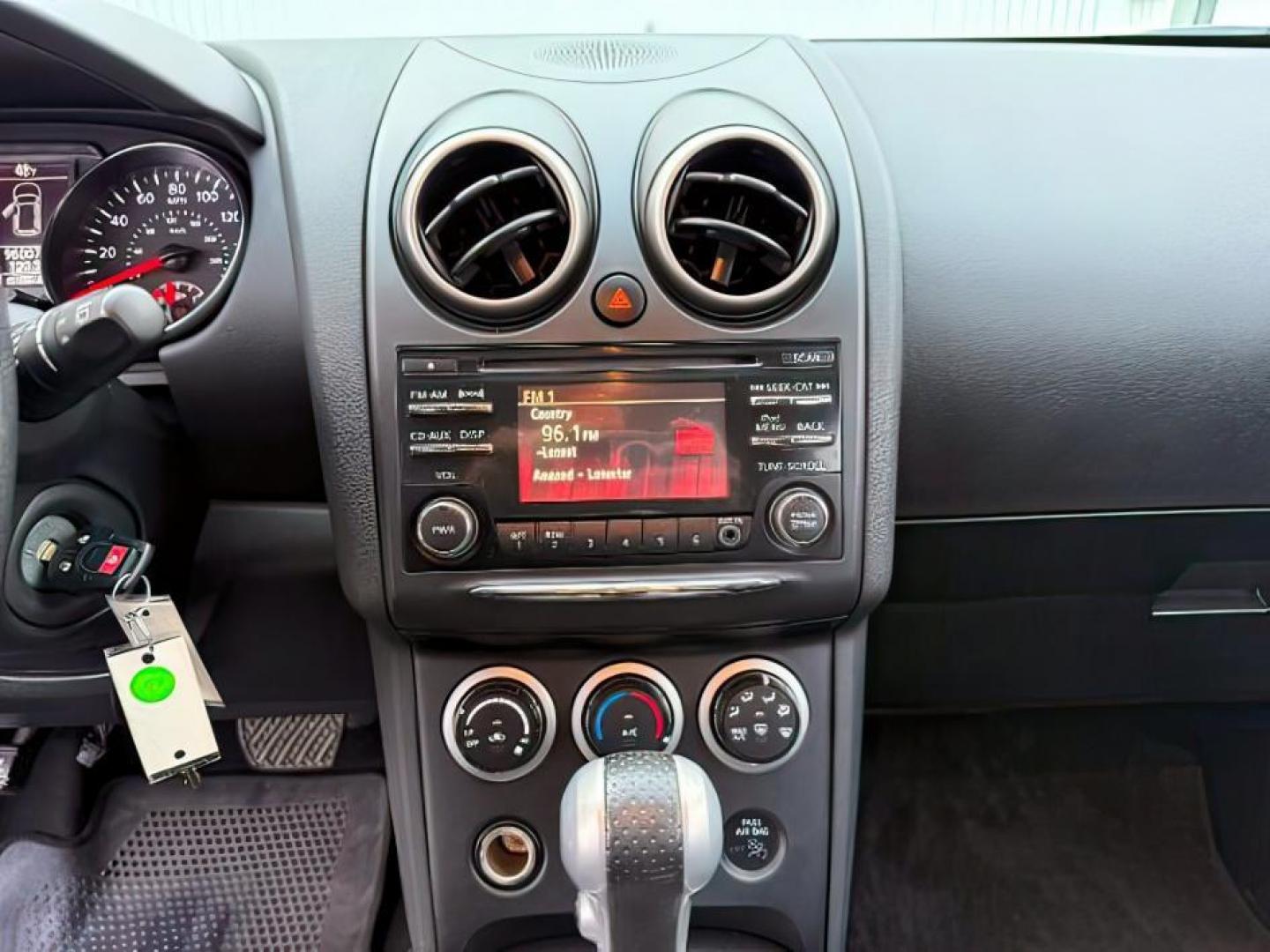 2015 RED /Black Nissan Rogue Select (JN8AS5MV4FW) with an 25L I-4 DOHC engine, Automatic transmission, located at 1175 N Woodruff Ave, Idaho Falls, ID, 83401, 43.506901, -111.999657 - At Timberline Auto, finding a great deal on your next vehicle is always easy! Our experienced sales staff's goal is to help find you the right vehicle at the right price! Our knowledgeable finance department has options for almost any credit score. We offer extended service contract options to prote - Photo#16