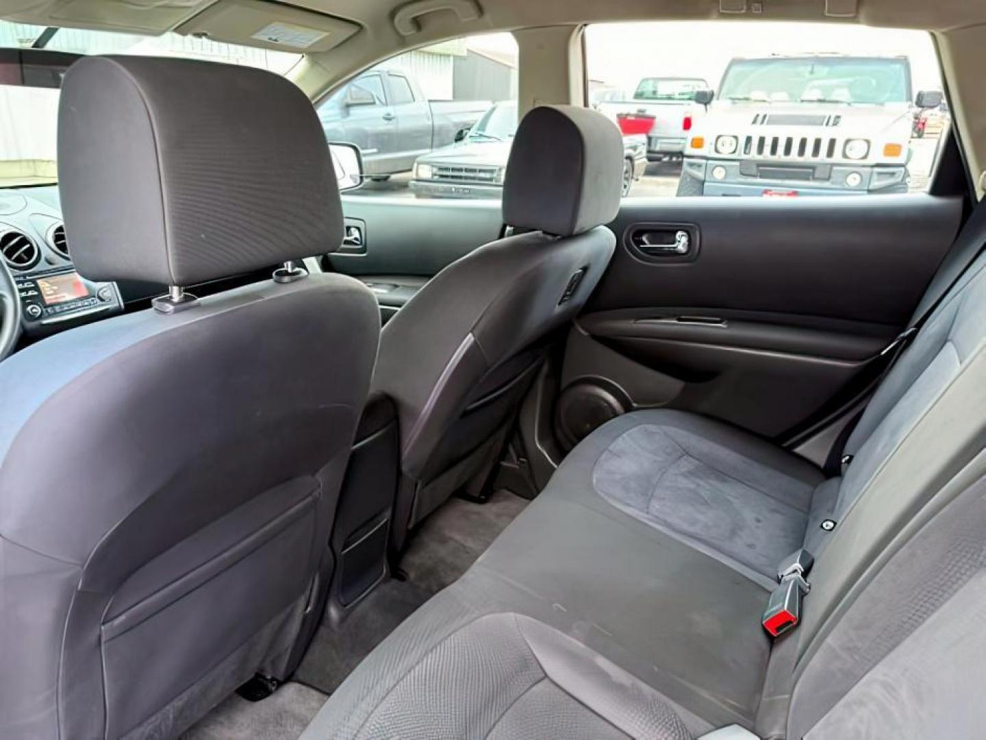 2015 RED /Black Nissan Rogue Select (JN8AS5MV4FW) with an 25L I-4 DOHC engine, Automatic transmission, located at 1175 N Woodruff Ave, Idaho Falls, ID, 83401, 43.506901, -111.999657 - At Timberline Auto, finding a great deal on your next vehicle is always easy! Our experienced sales staff's goal is to help find you the right vehicle at the right price! Our knowledgeable finance department has options for almost any credit score. We offer extended service contract options to prote - Photo#22