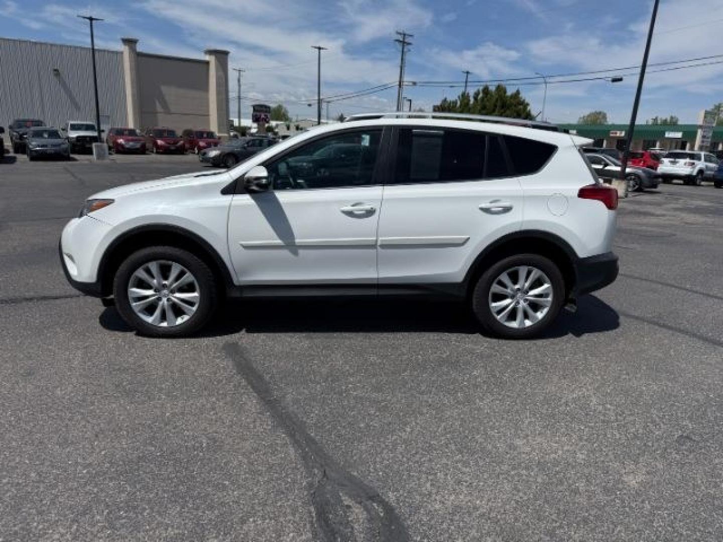 2013 WHITE /Black Toyota RAV4 (2T3DFREV8DW) with an 25L L4 DOHC 16V engine, Automatic transmission, located at 1175 N Woodruff Ave, Idaho Falls, ID, 83401, 43.506901, -111.999657 - Photo#30